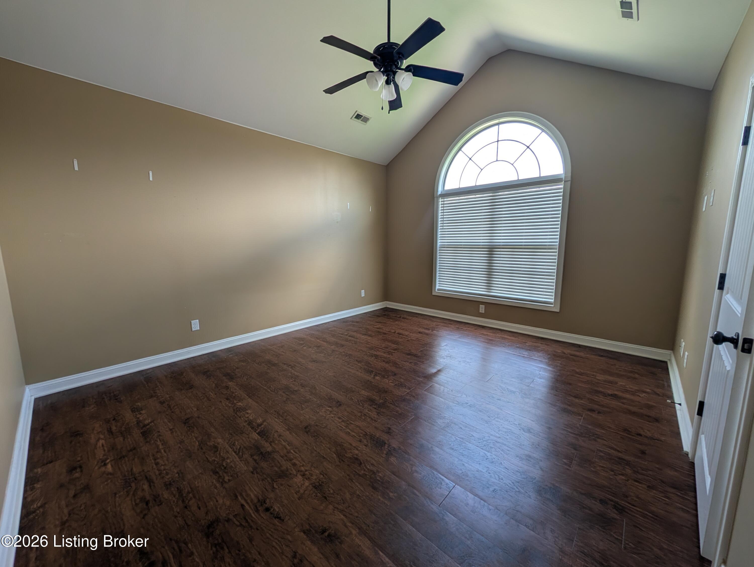 158 Elder Glen Ct Property Photo 16
