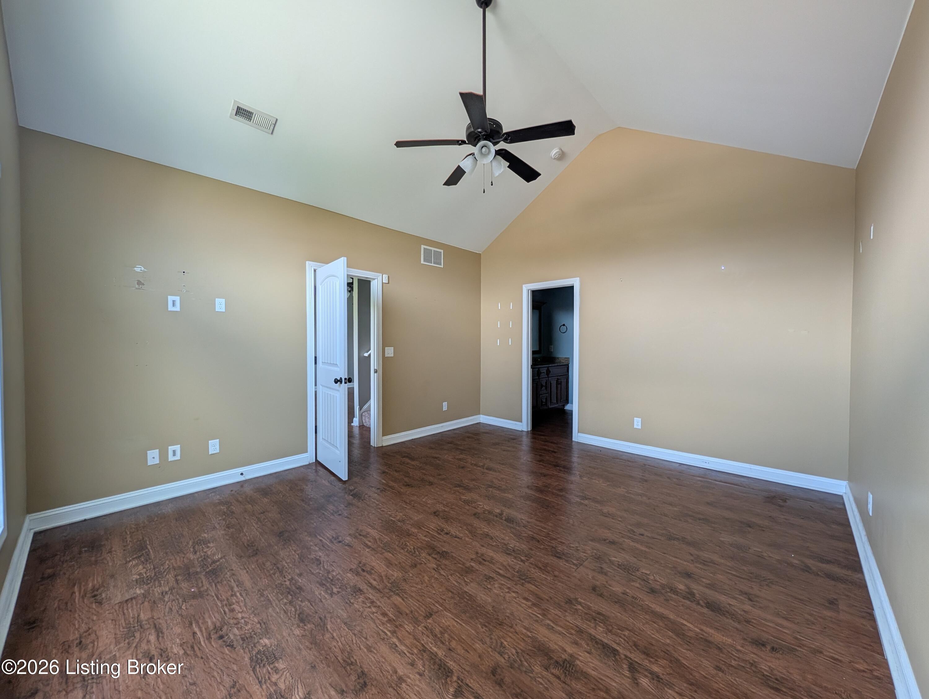 158 Elder Glen Ct Property Photo 17