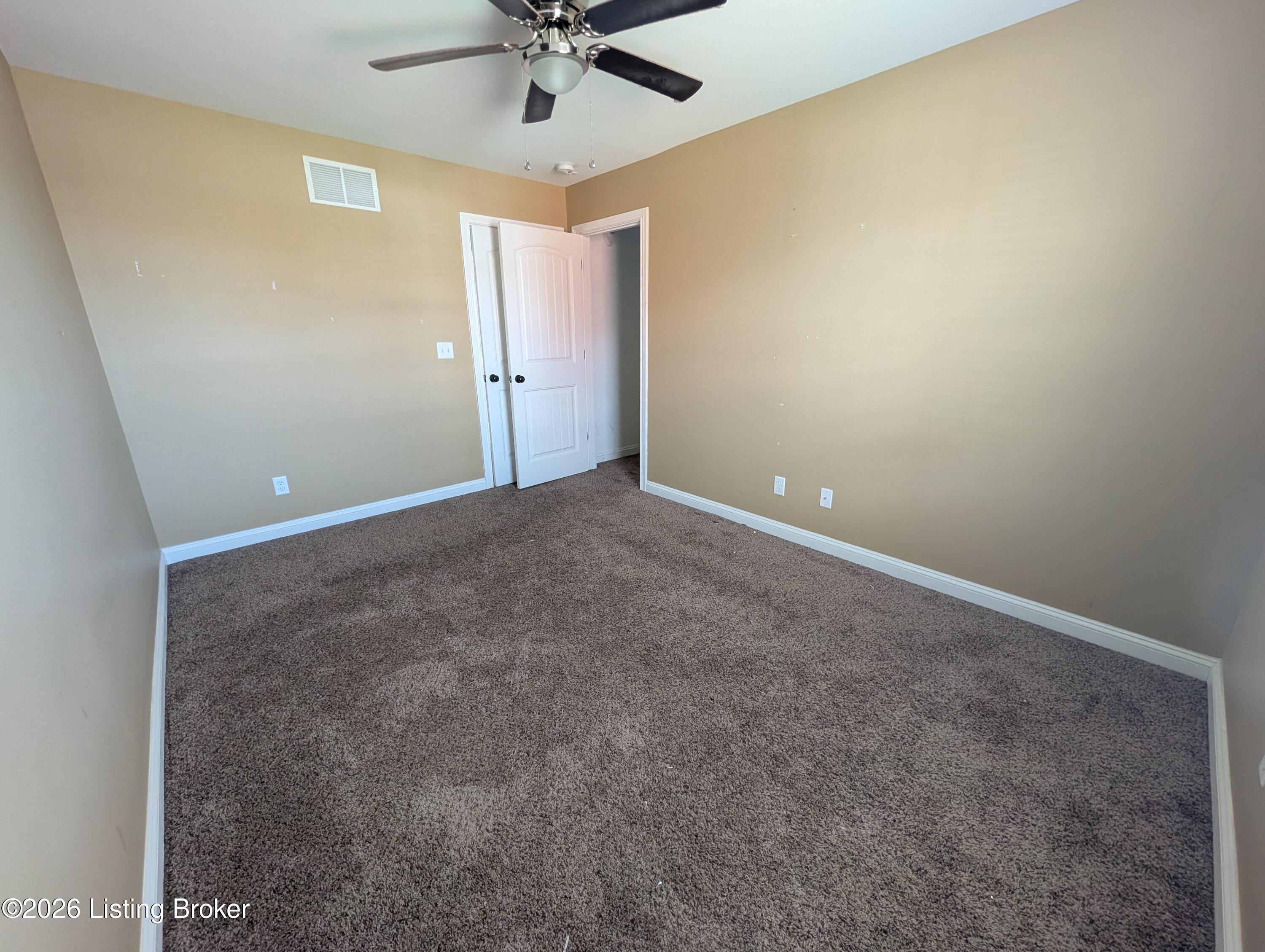 158 Elder Glen Ct Property Photo 26