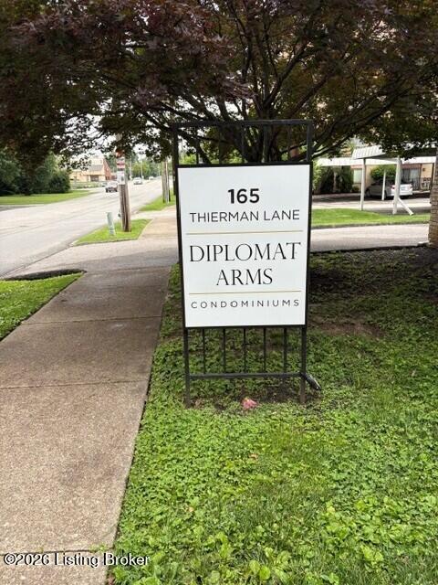 165 Thierman Ln 208