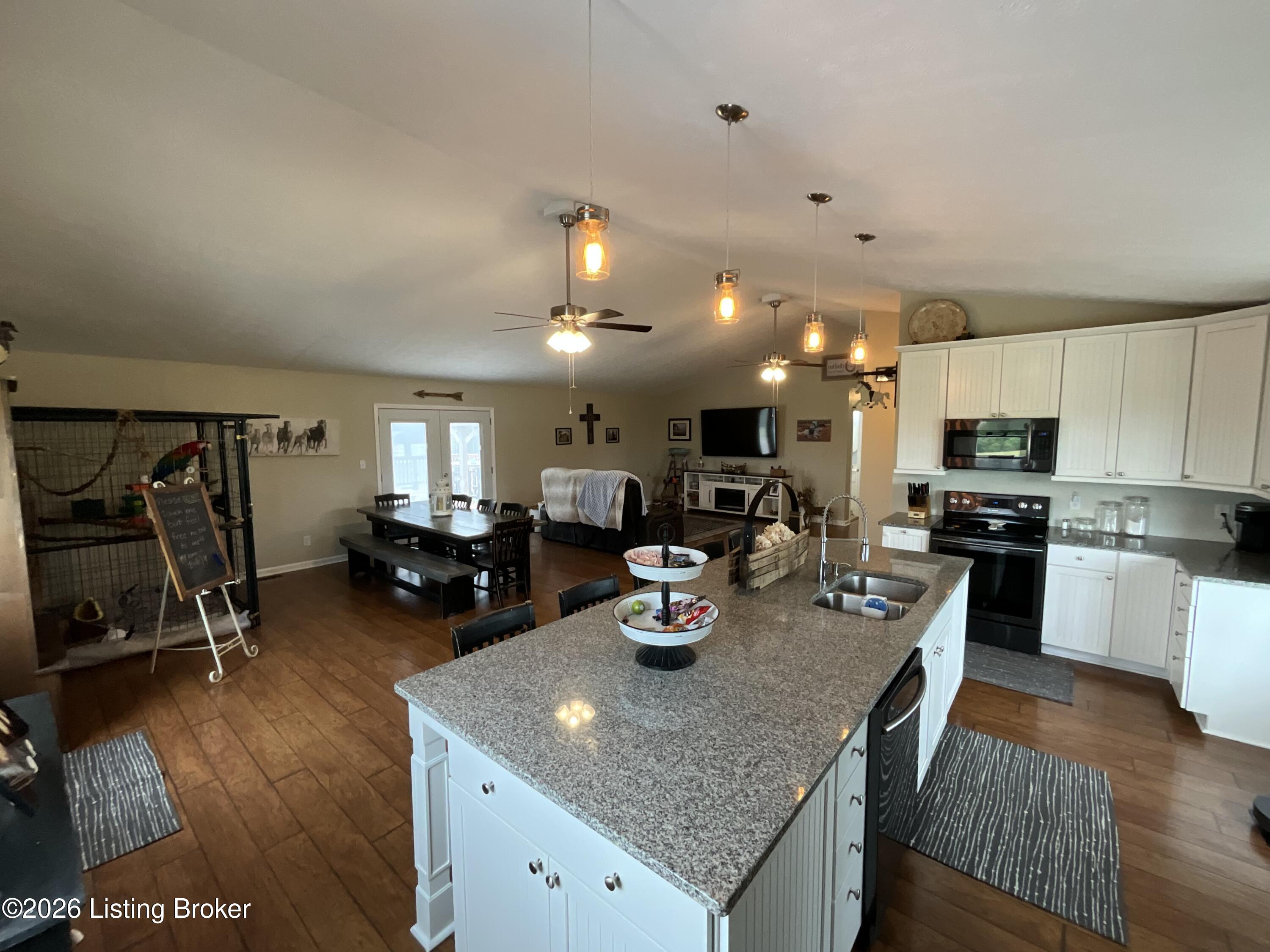 2081 Bells Ridge Rd Property Photo 36