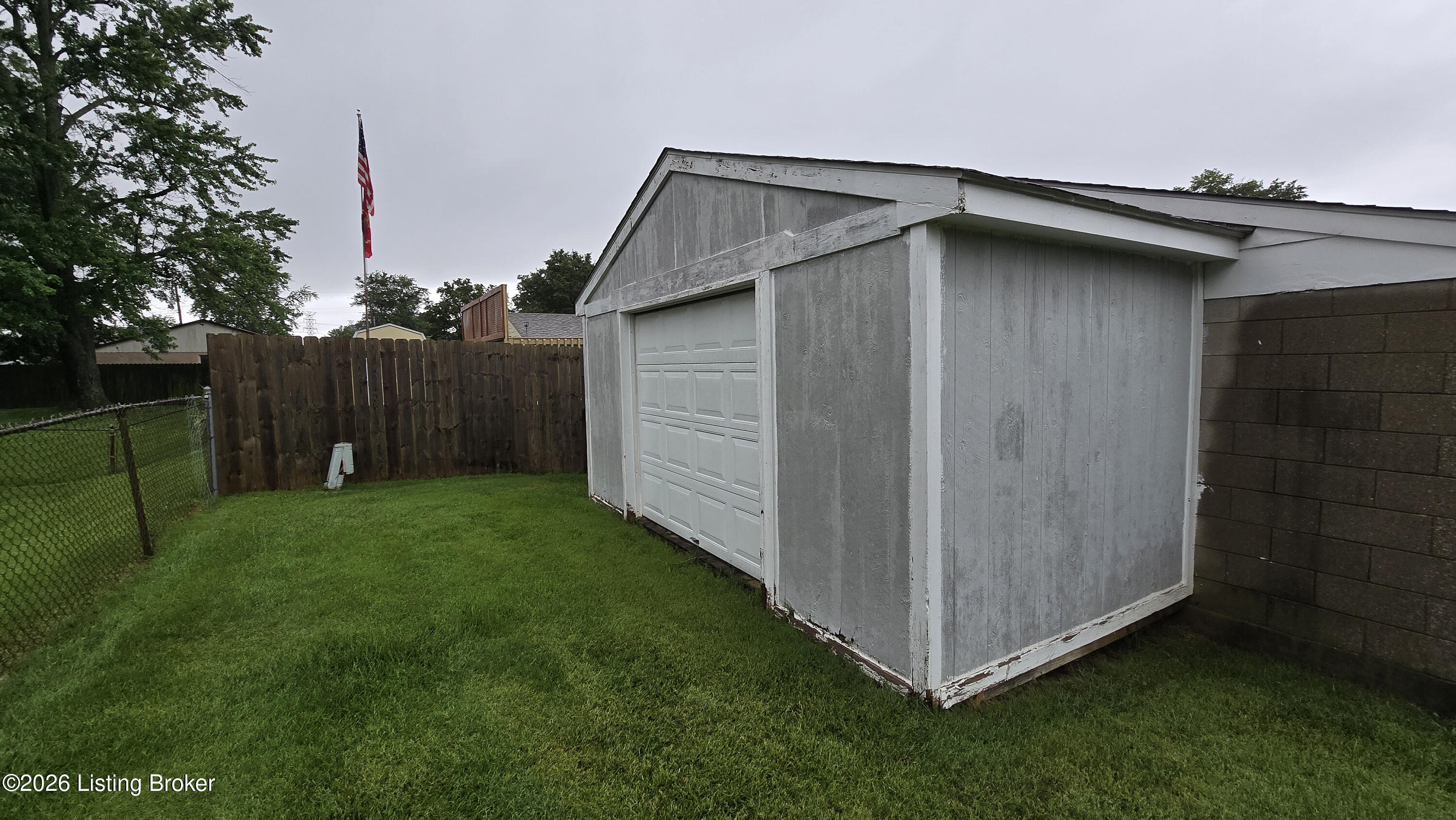 2706 Marguerite Dr Property Photo 28