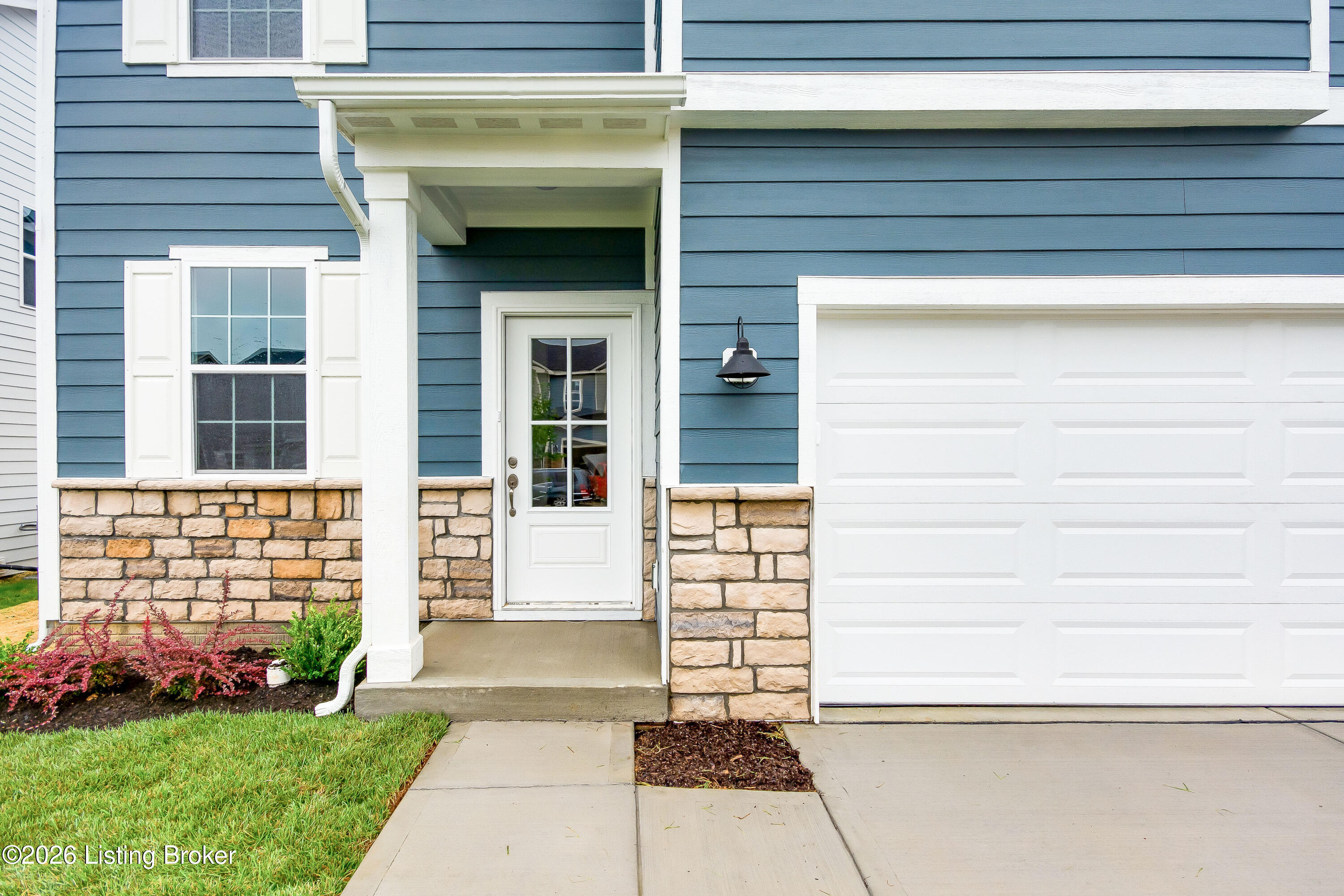16956 Aiken Ridge Cir Property Photo 8