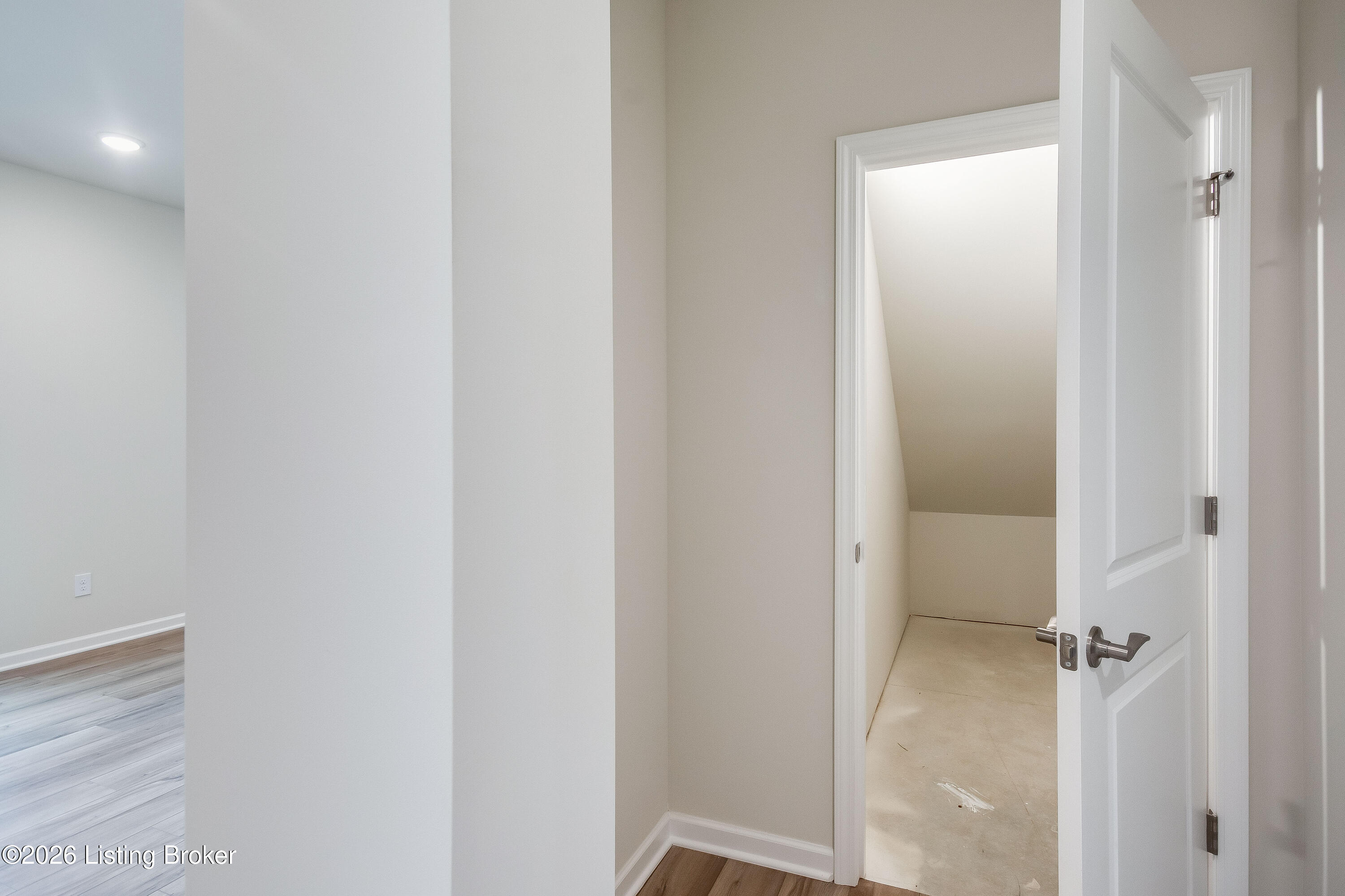 16956 Aiken Ridge Cir Property Photo 19