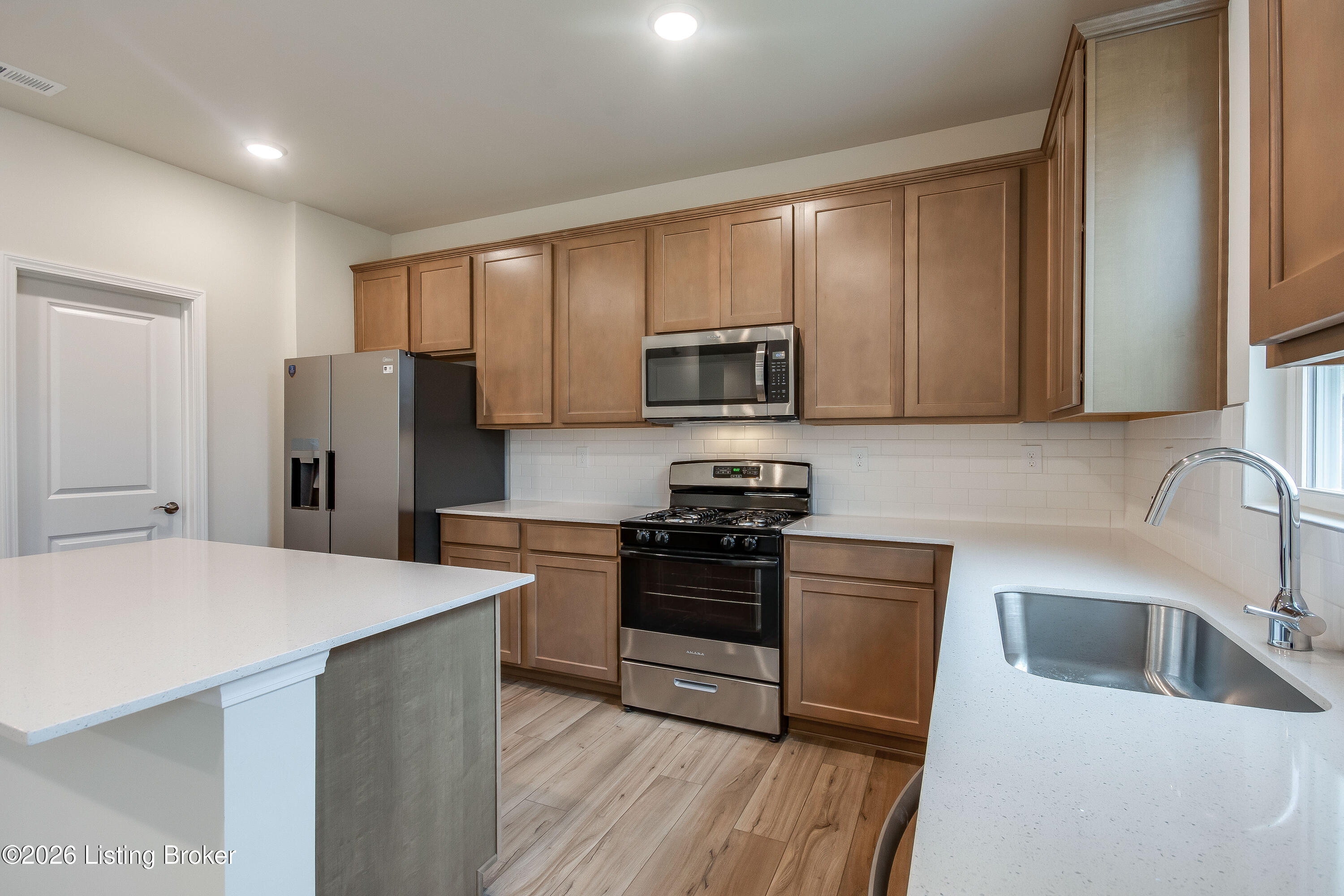 16956 Aiken Ridge Cir Property Photo 22