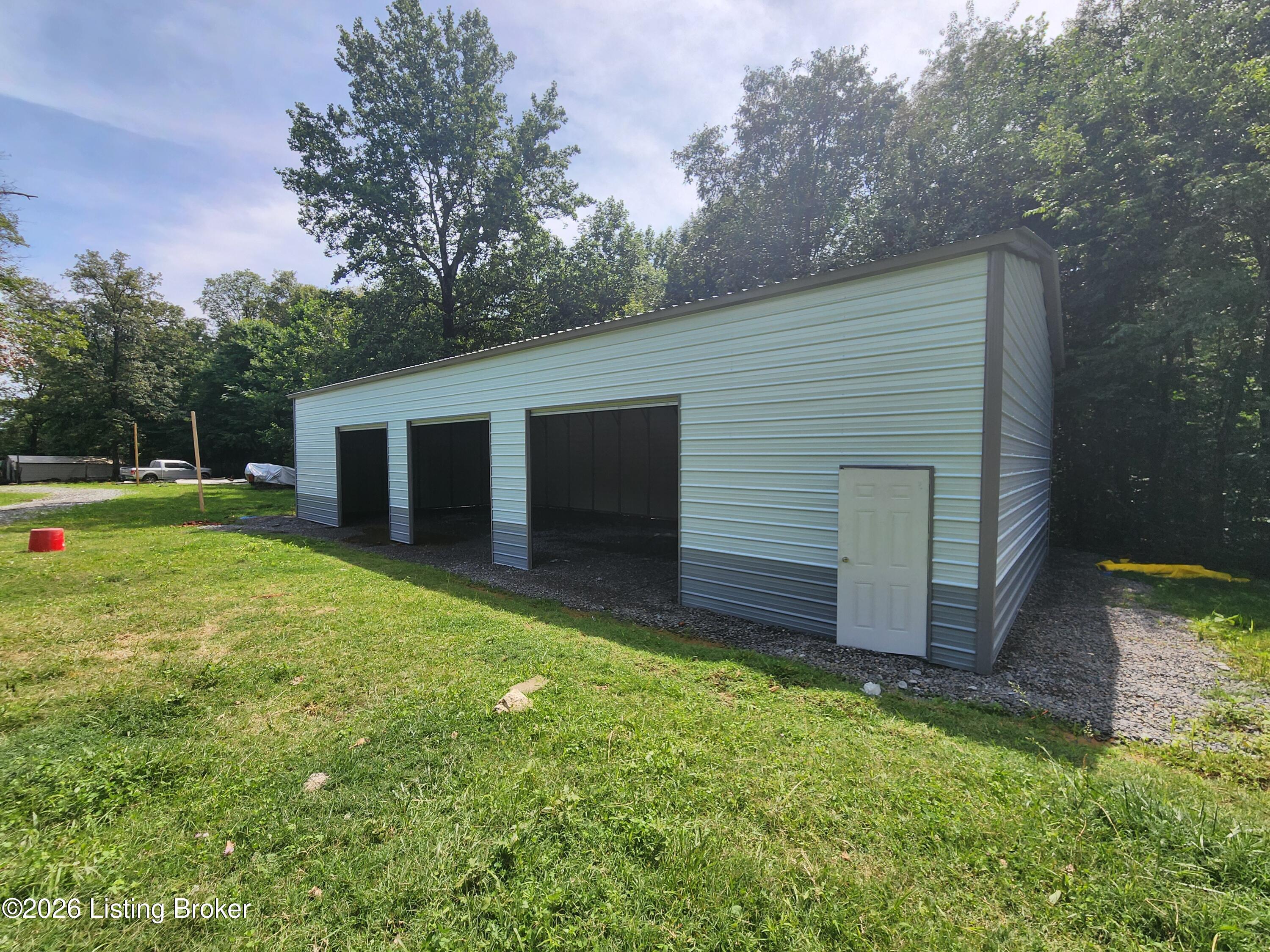6205 Valley Creek Rd Property Photo 48