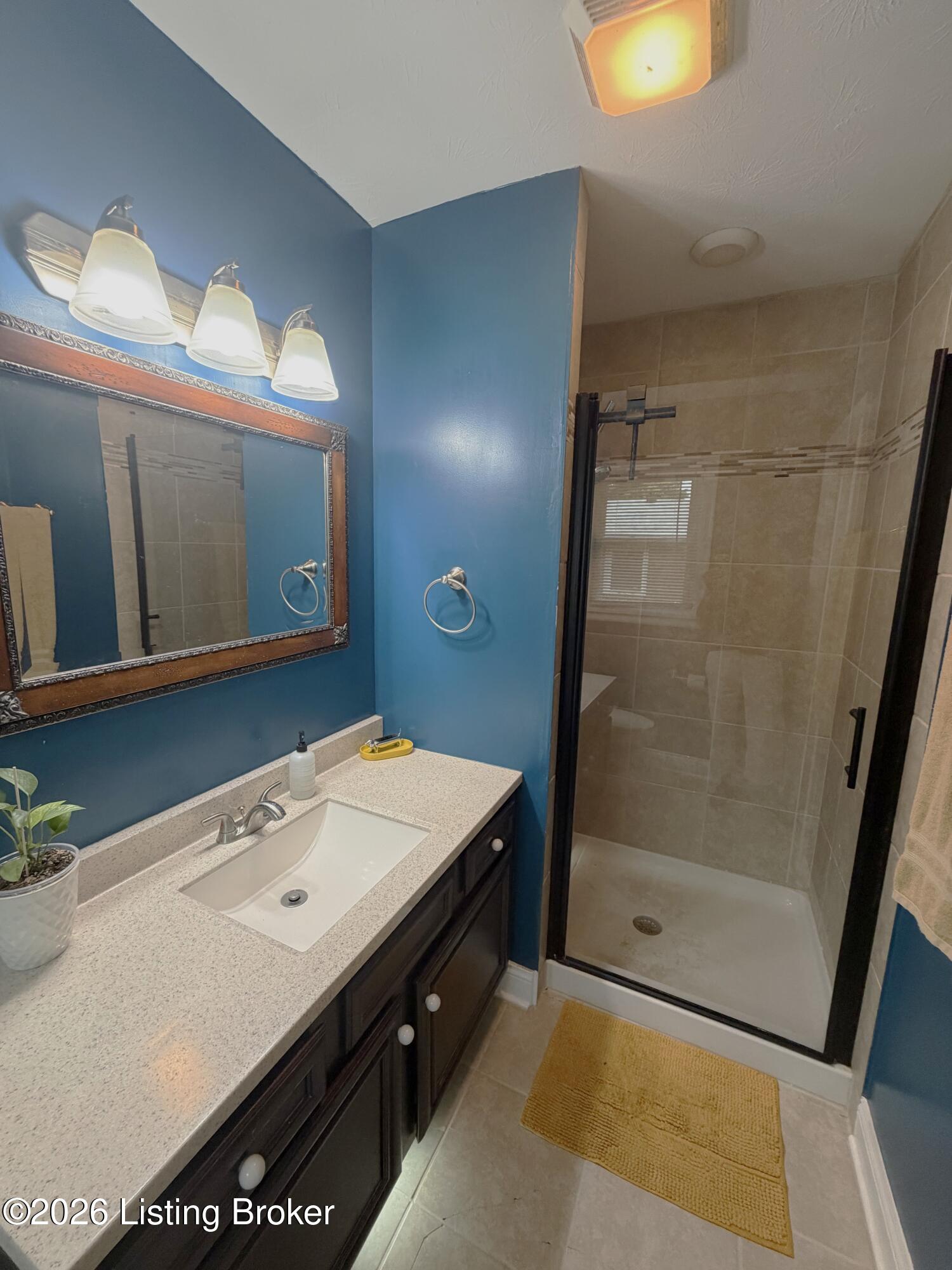 4624 Settle Blvd Property Photo 14