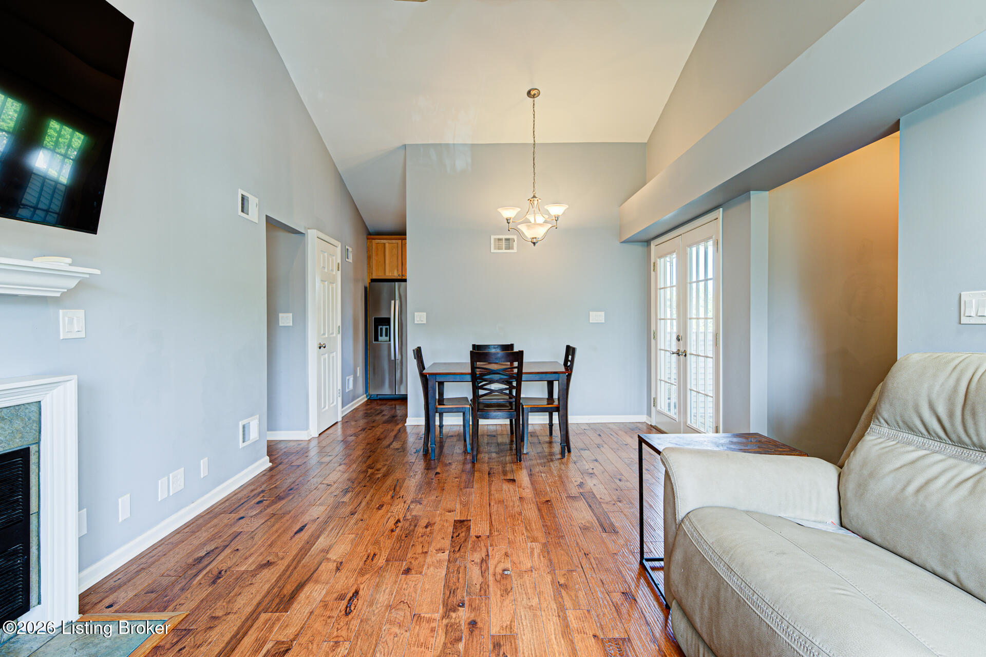 636 Cobblestone Square 636 Property Photo 6