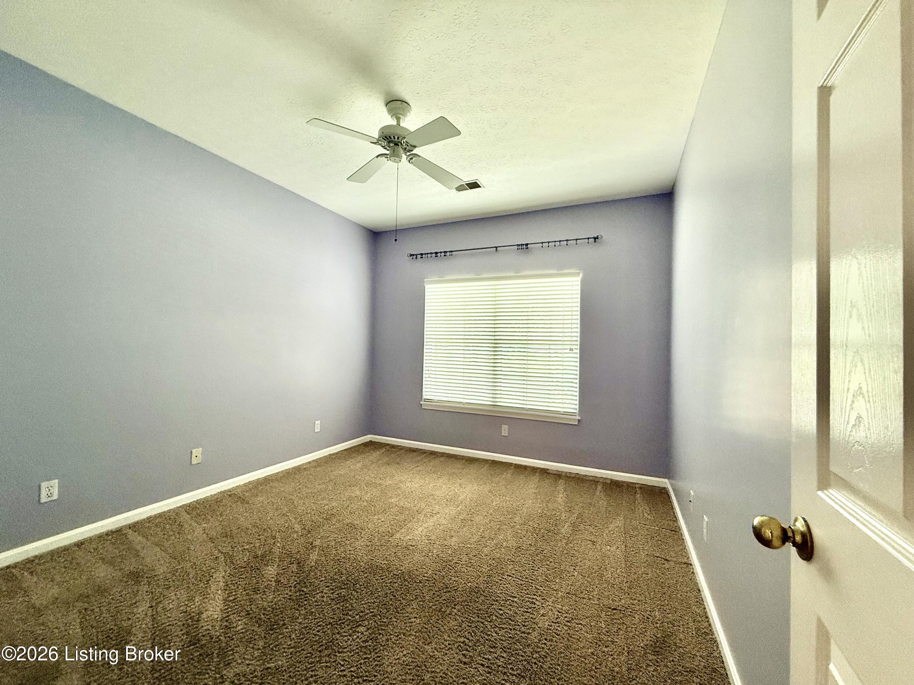 907 Spring Glen Way Property Photo 18