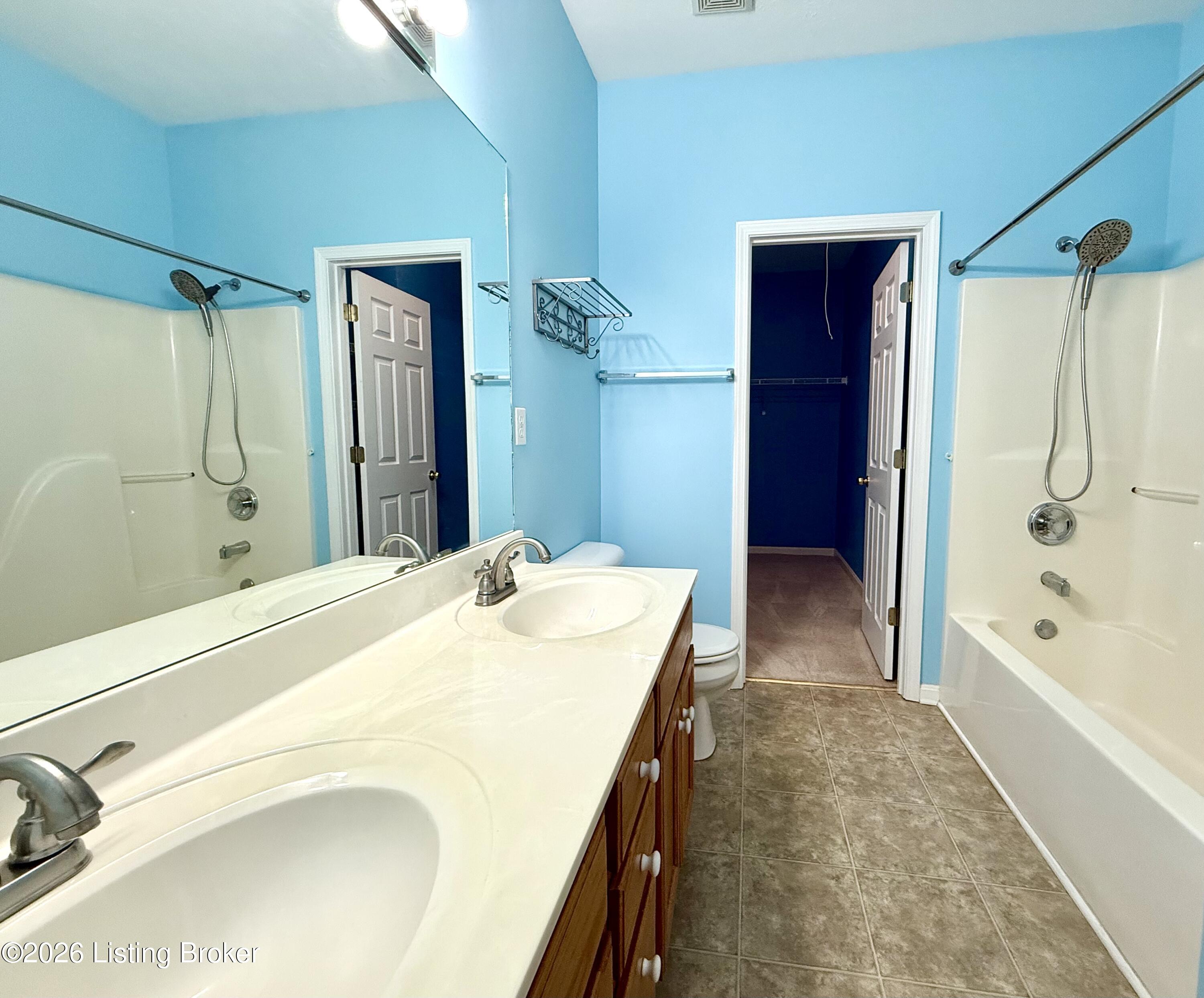 907 Spring Glen Way Property Photo 22