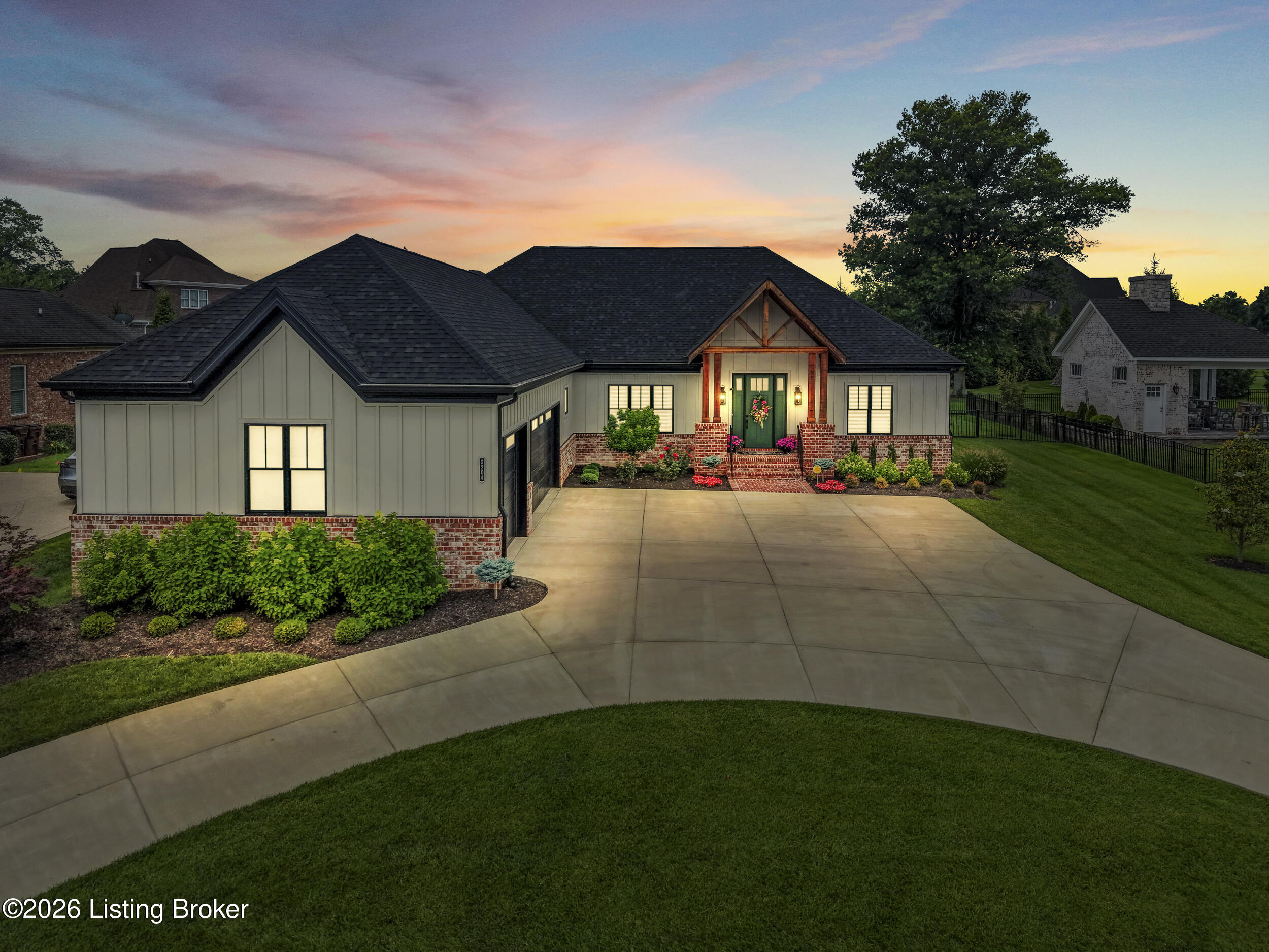 5204 Spring Mist Ct Property Photo 1