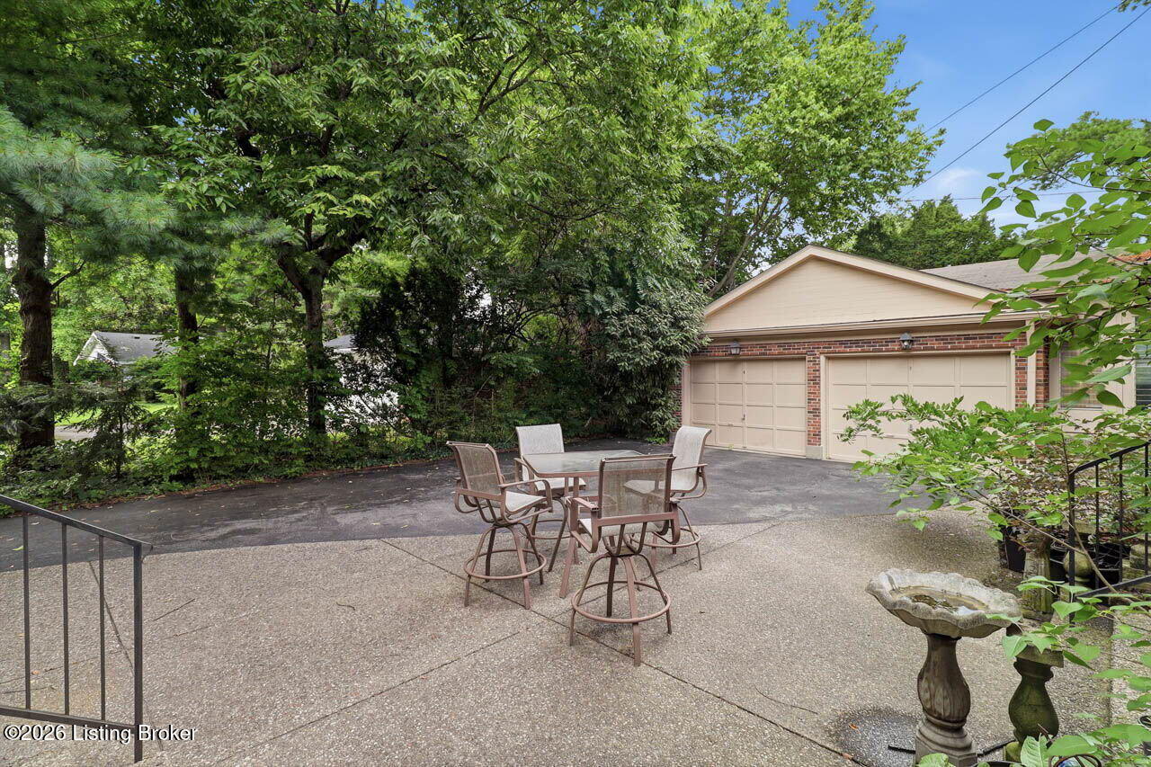 401 Country Ln A Property Photo 41