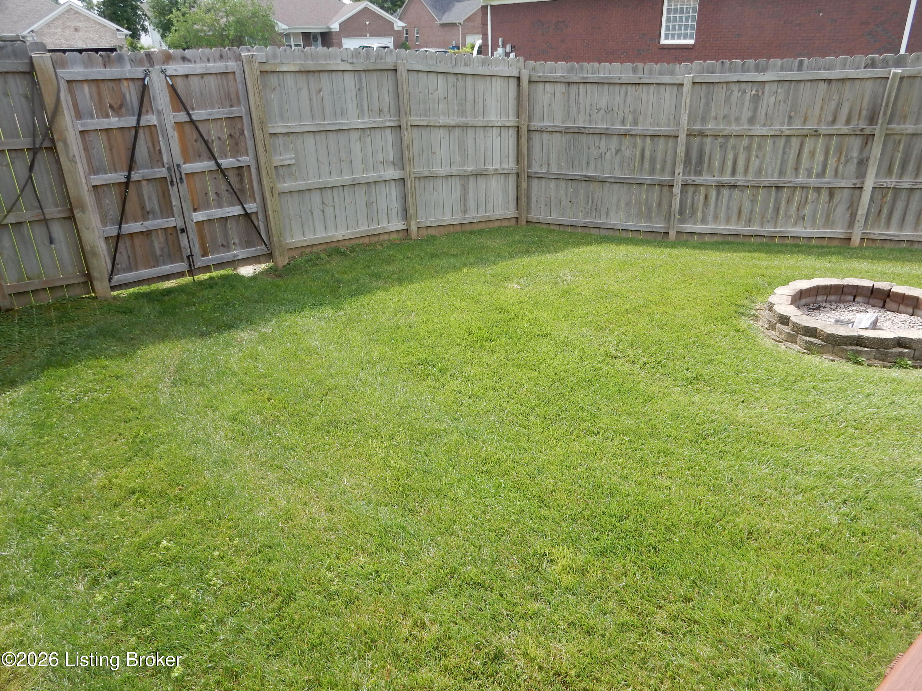 300 Jade Dr Property Photo 30