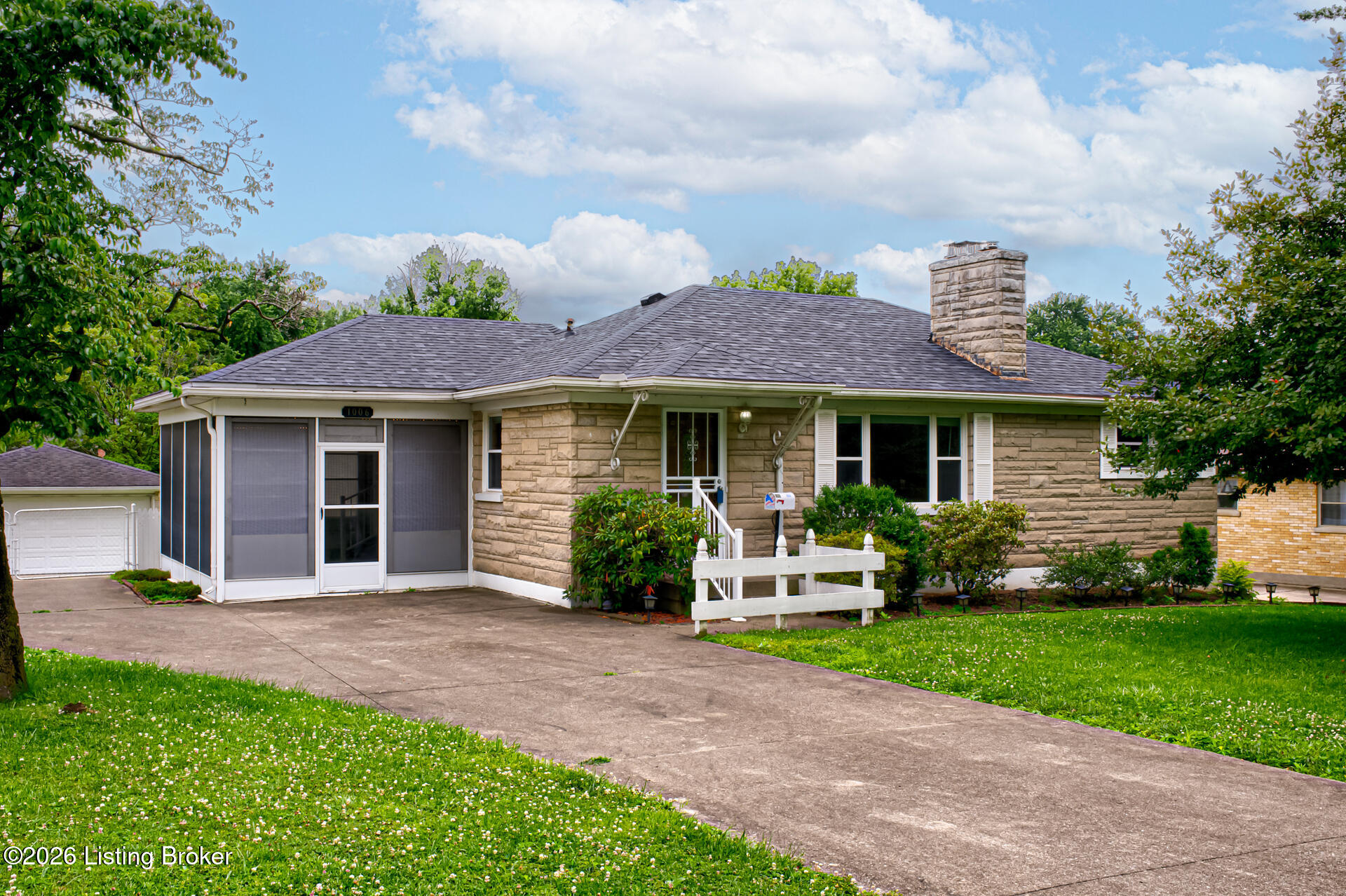 1006 Elaine Dr