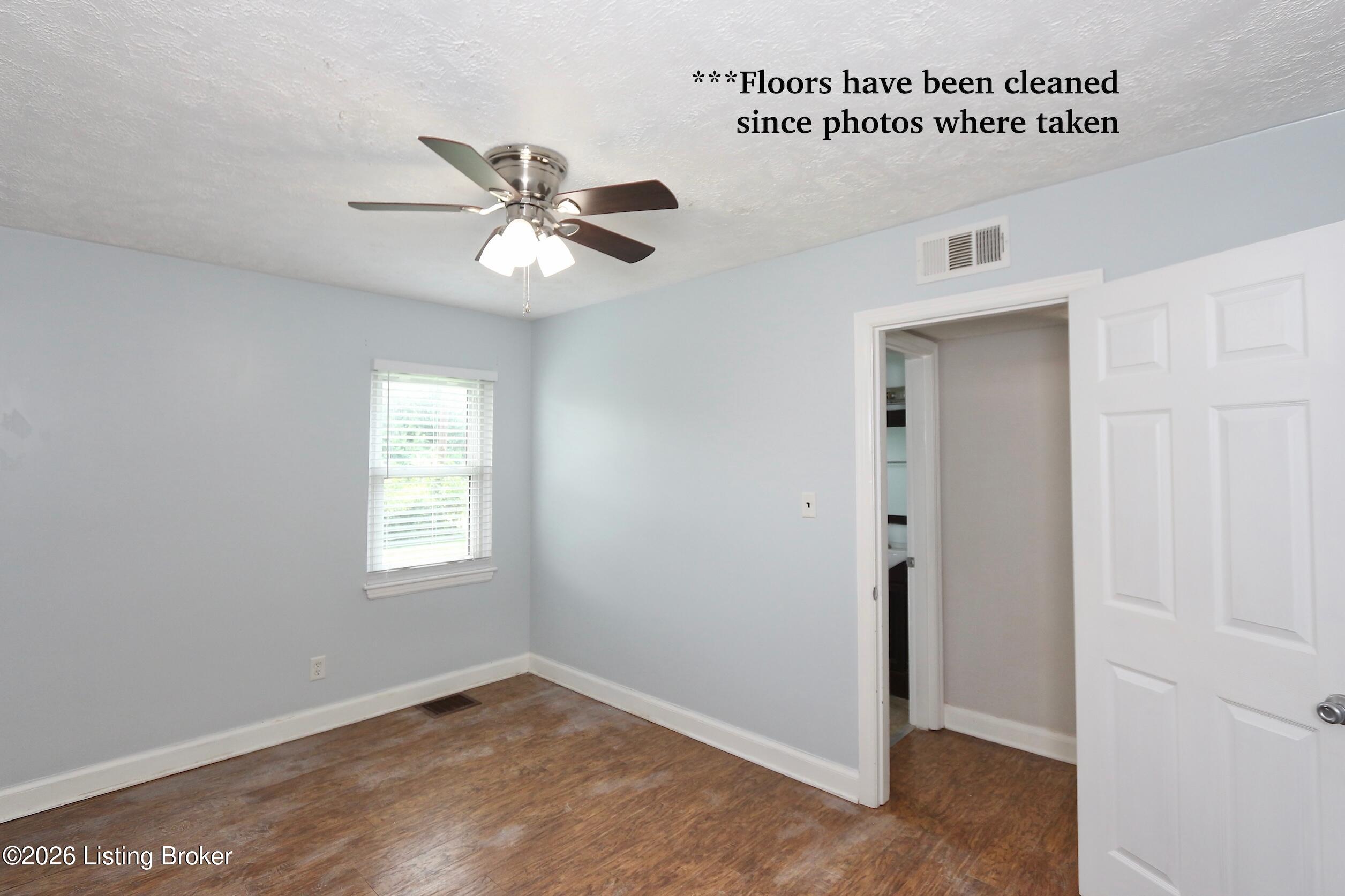 1702 Herby Dr Property Photo 17