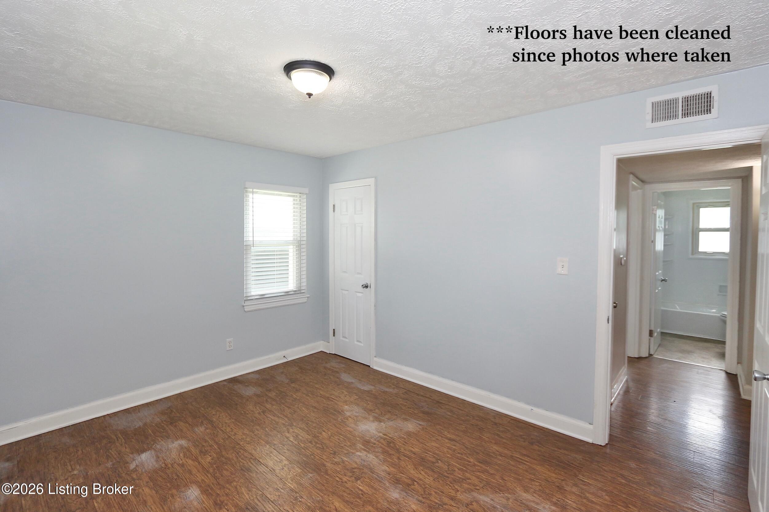 1702 Herby Dr Property Photo 20