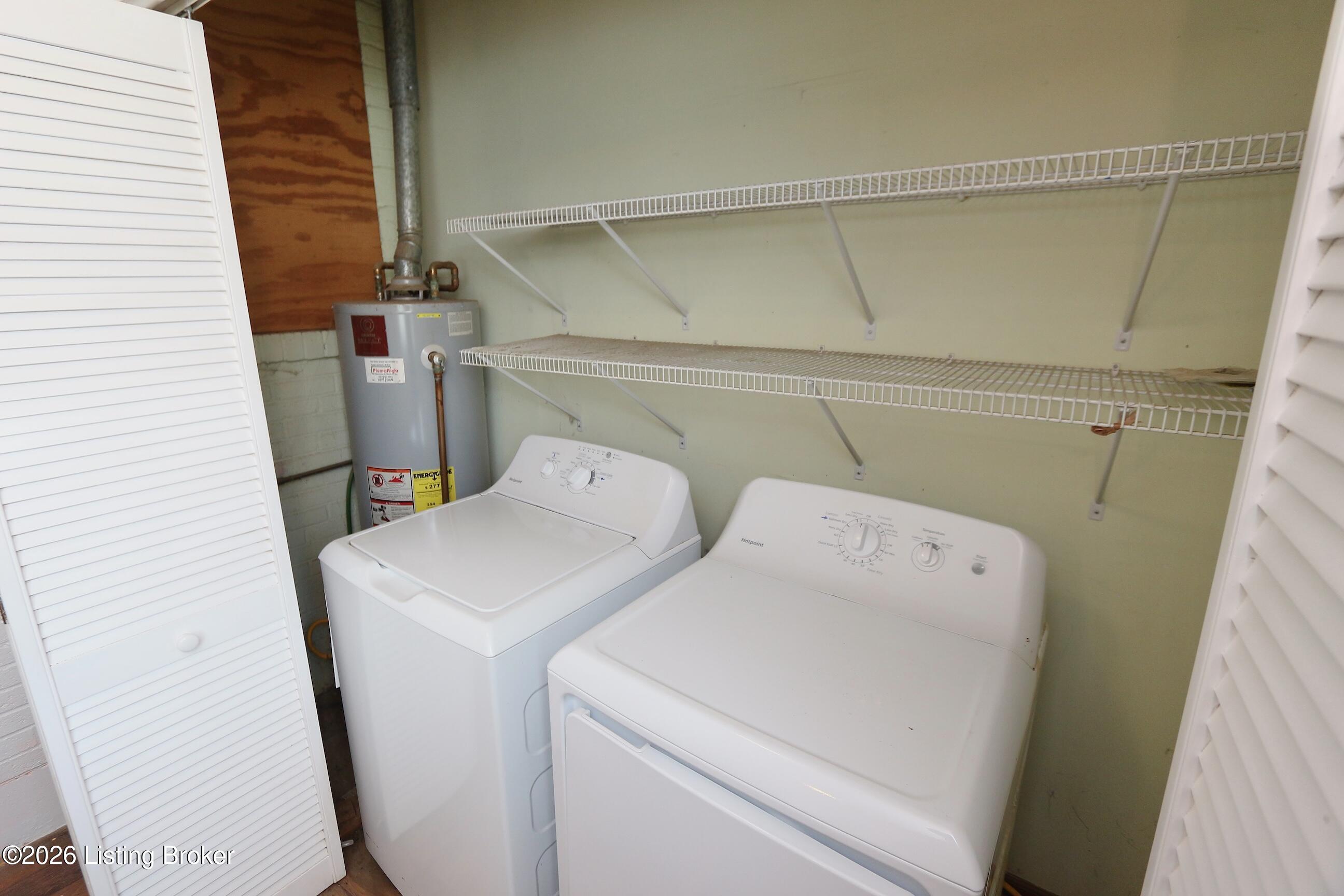 1702 Herby Dr Property Photo 28