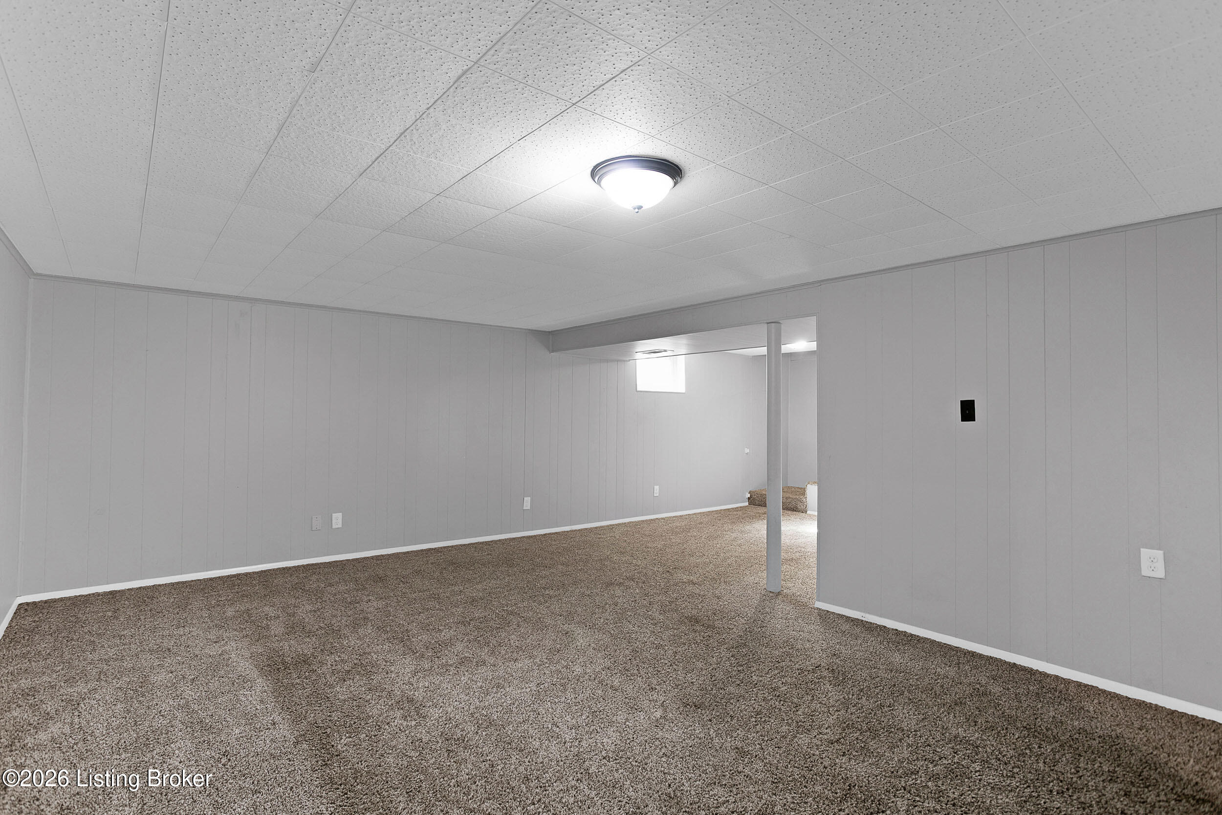 1906 Herr Ln Property Photo 25