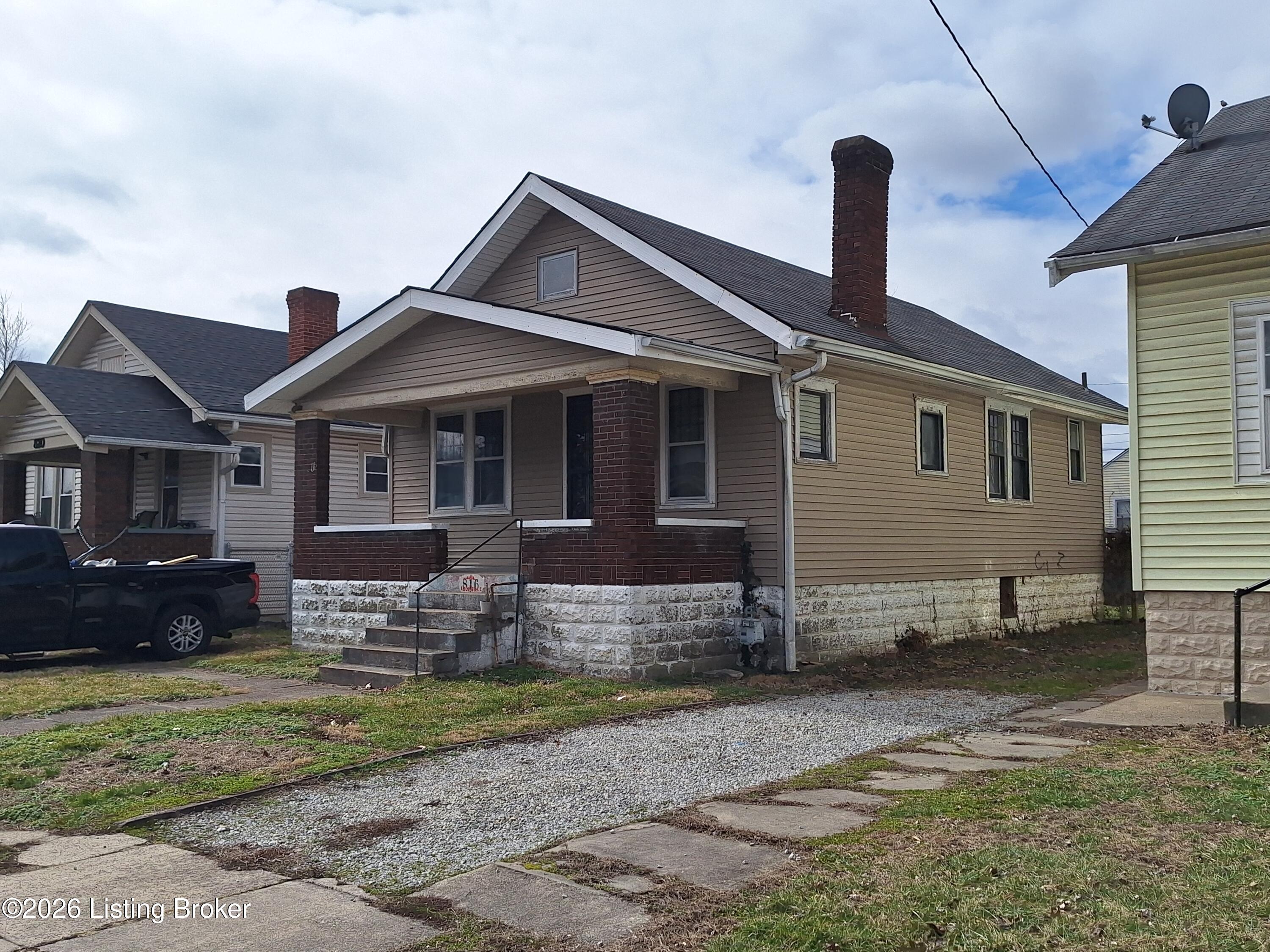 816 S 37th St Property Photo 1