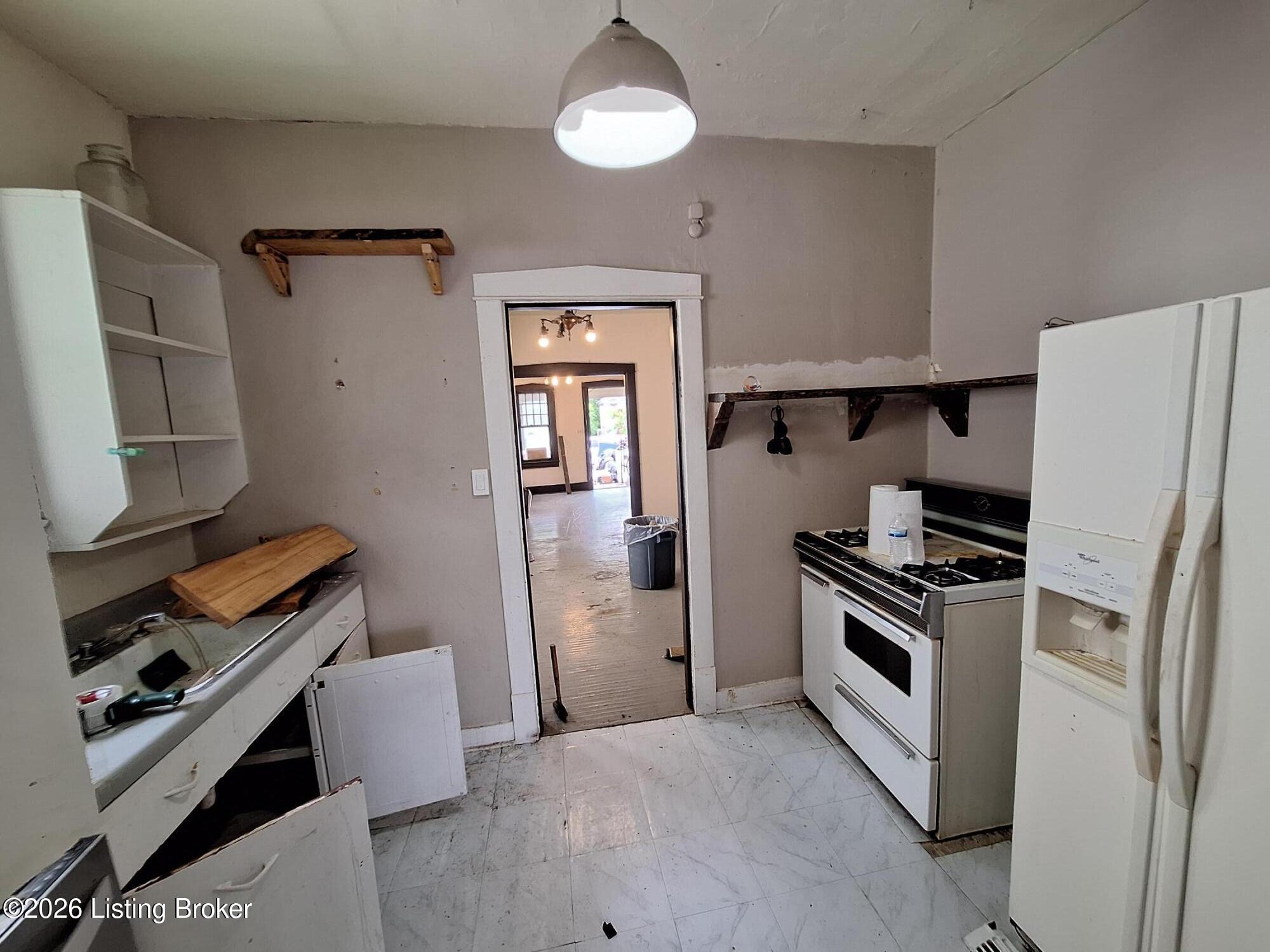 816 S 37th St Property Photo 6