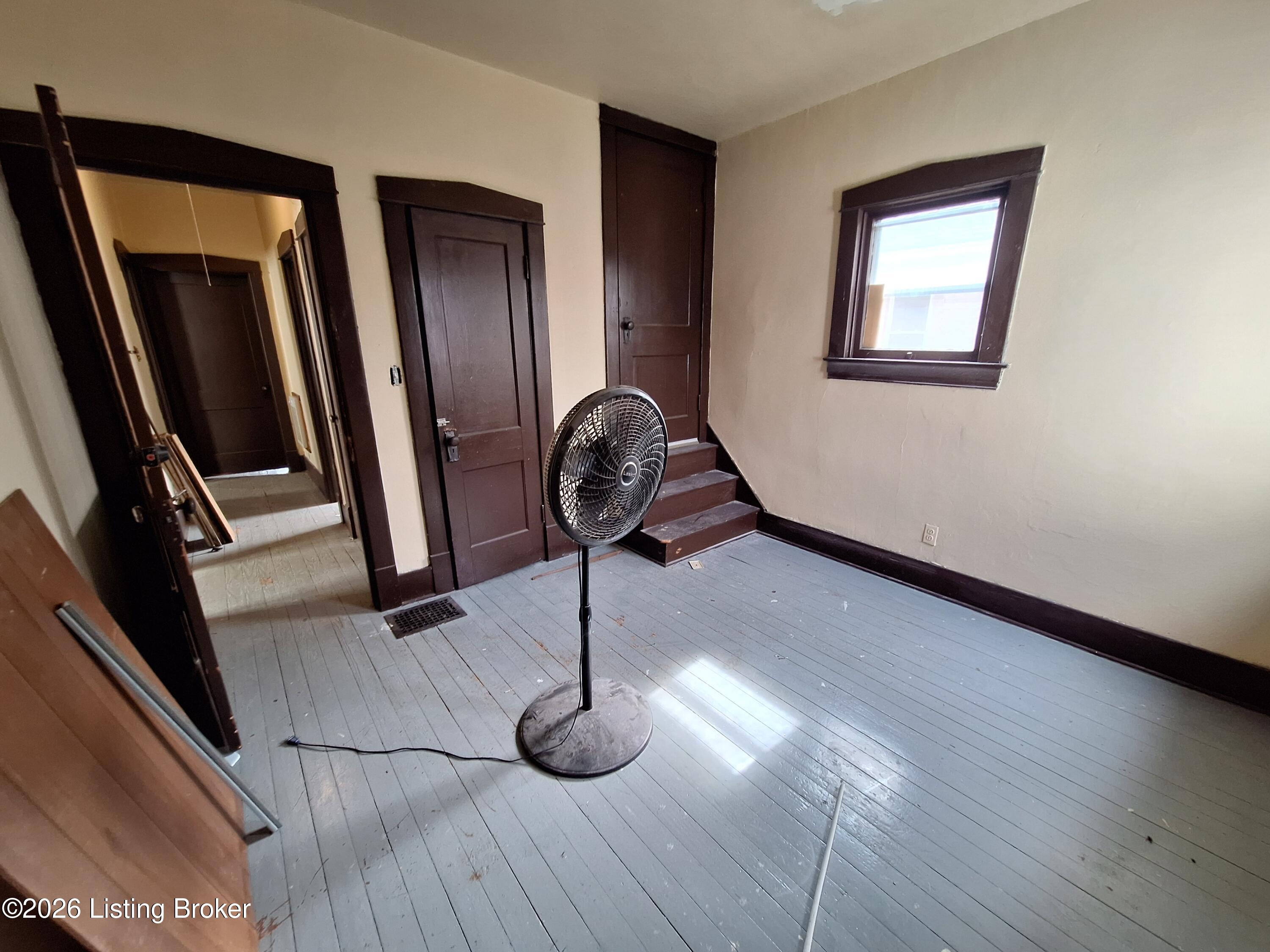 816 S 37th St Property Photo 8