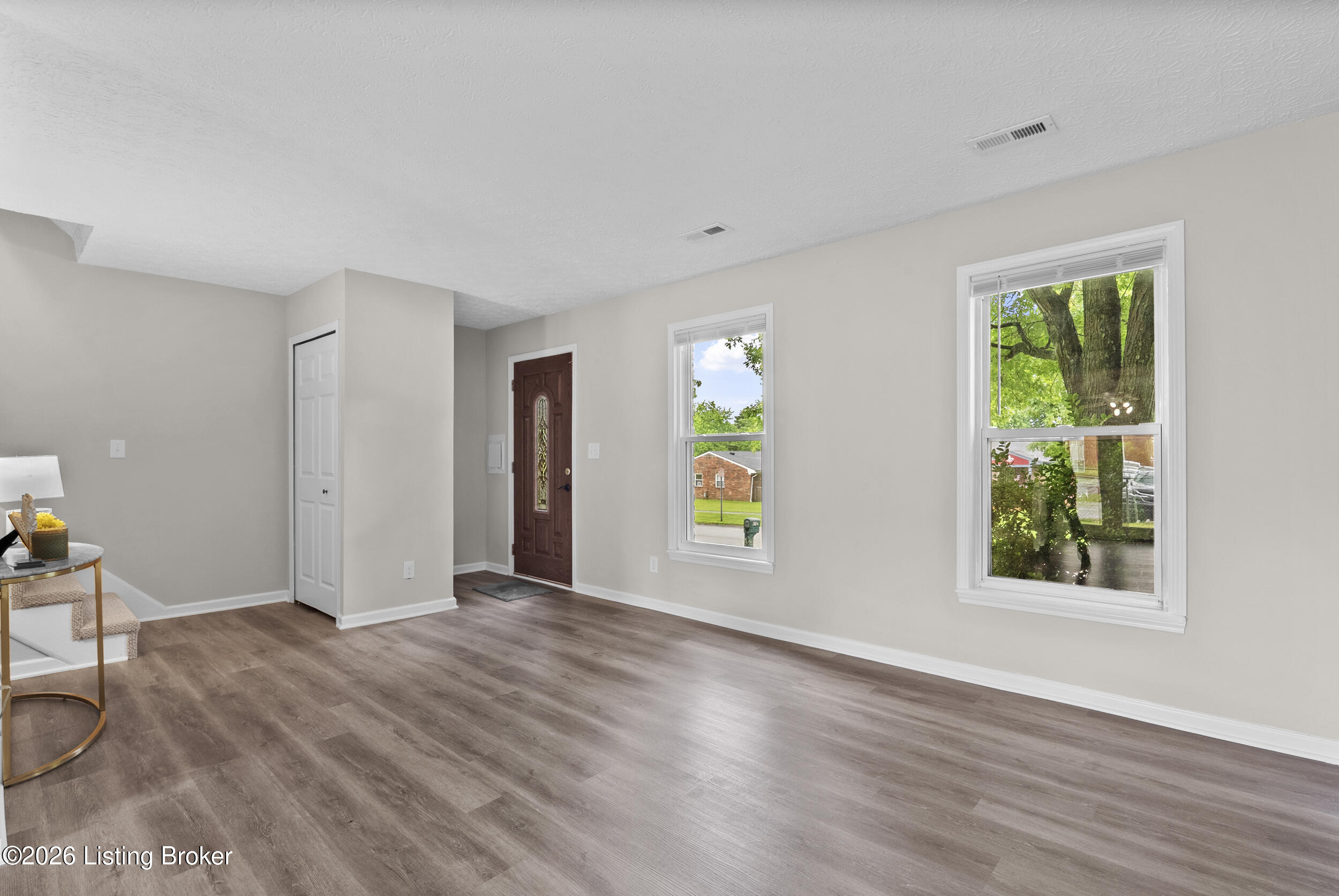 6743 Vandre Ave Property Photo 4