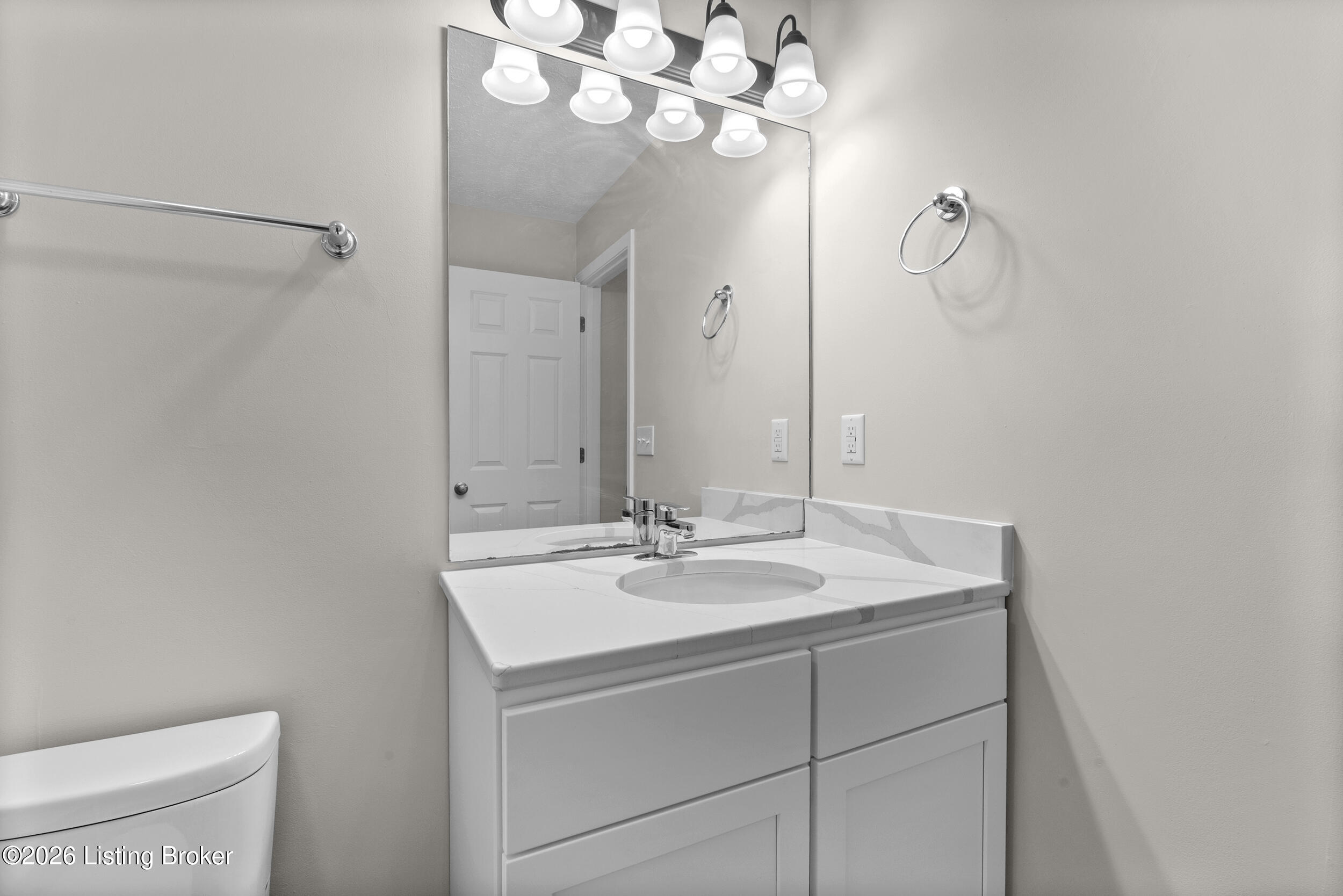 6743 Vandre Ave Property Photo 14