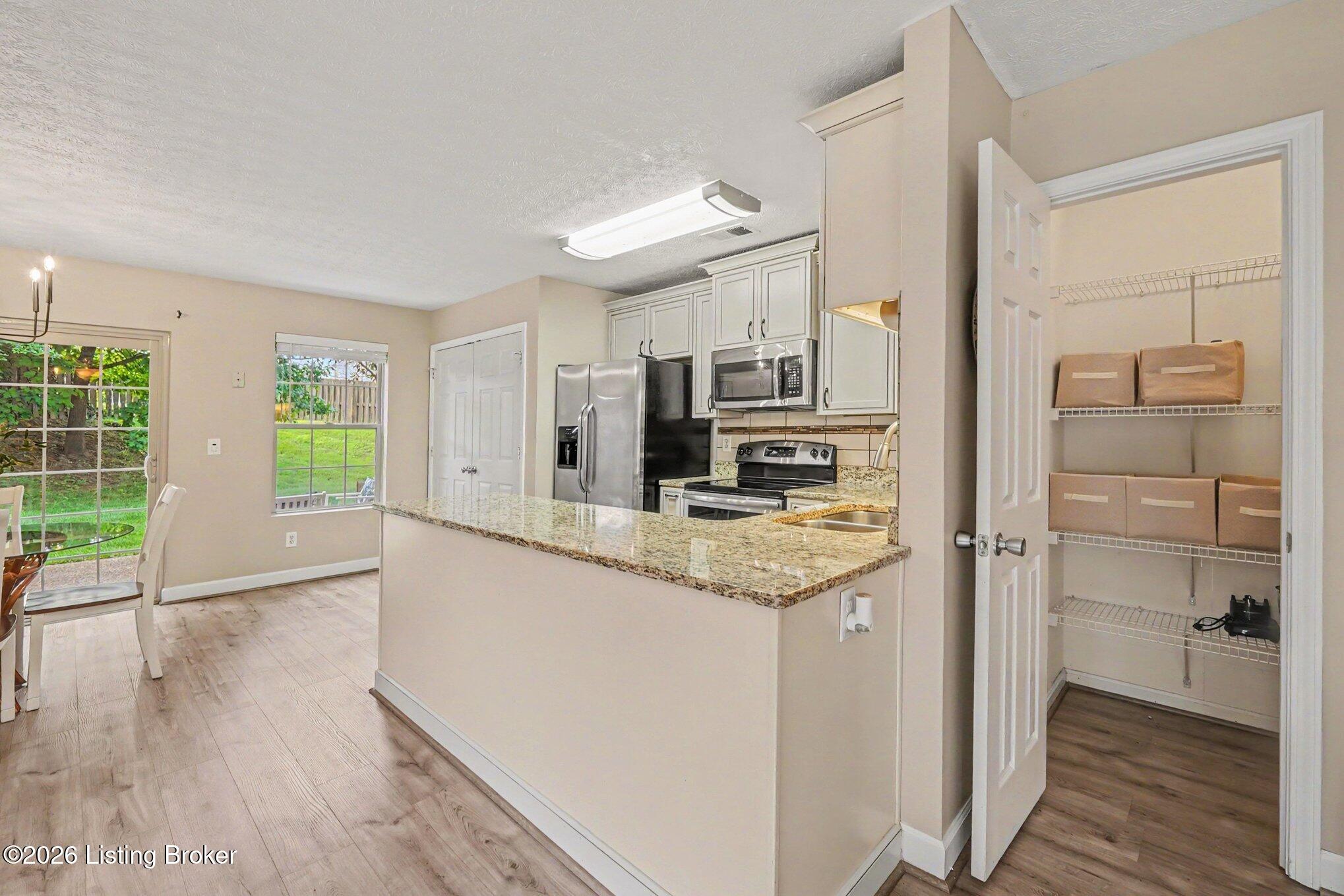 8622 Grand Neptune Dr Property Photo 8