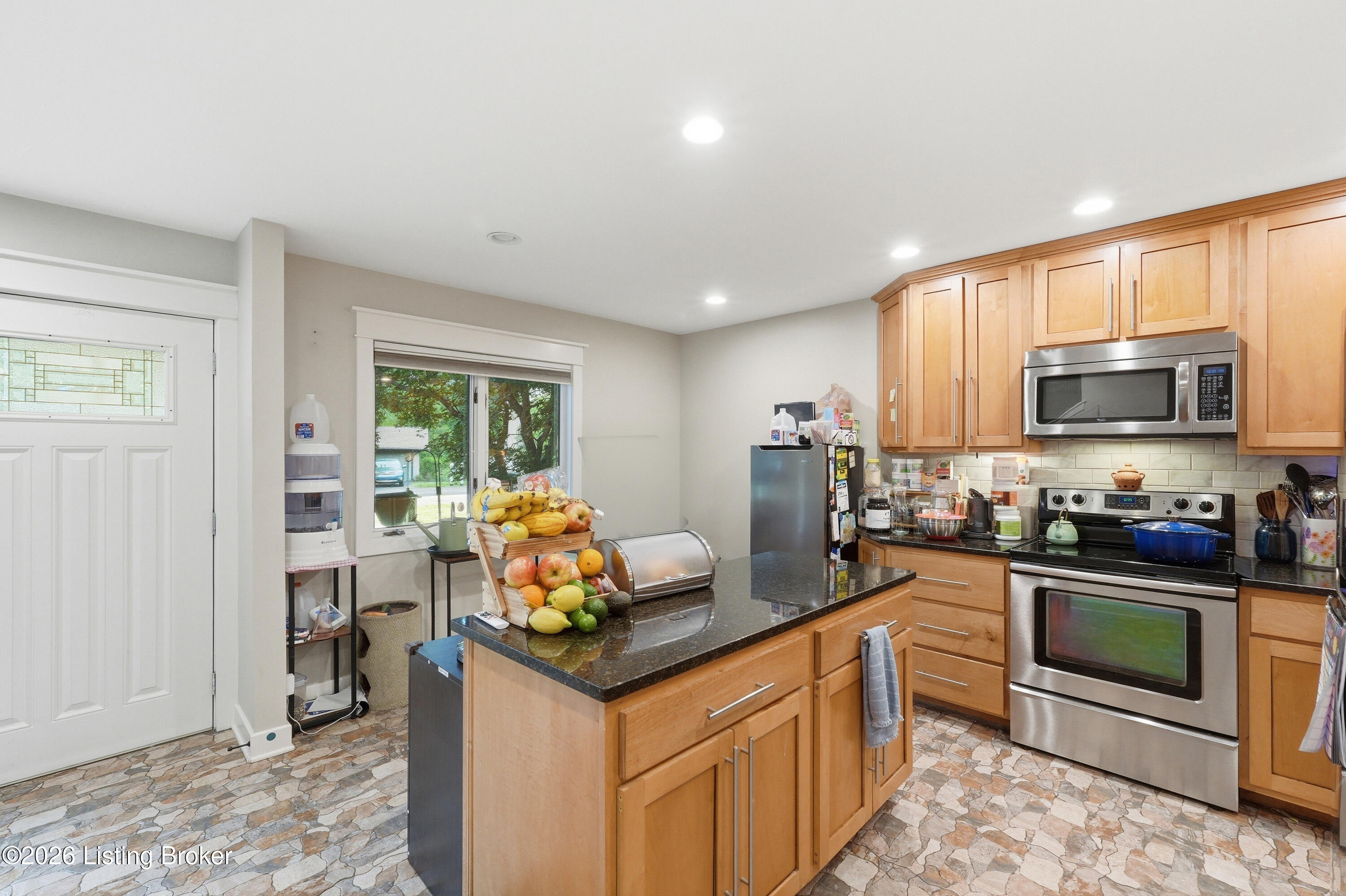 5607 Harrods Cove Property Photo 4