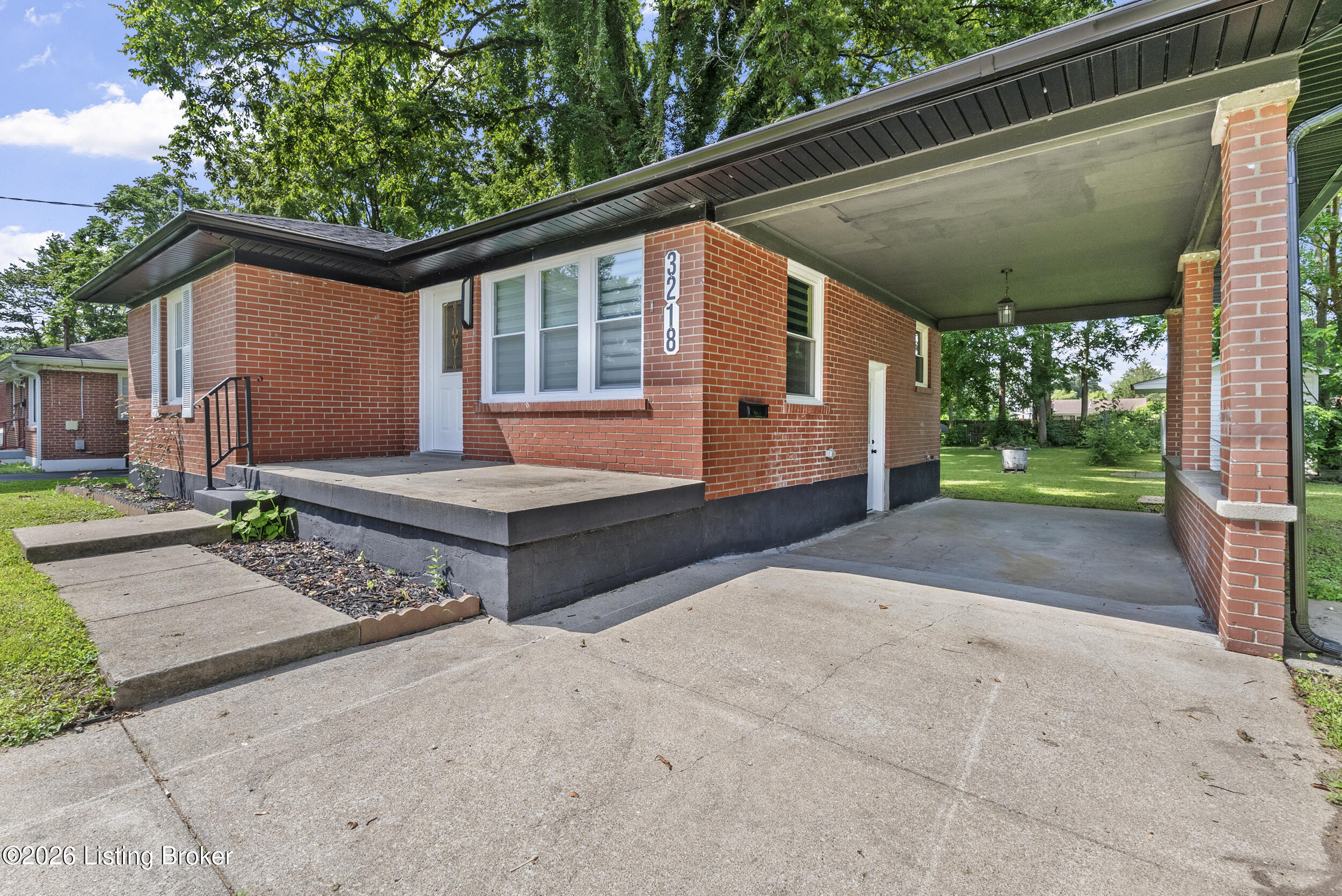 3218 Bridwell Dr Property Photo 5
