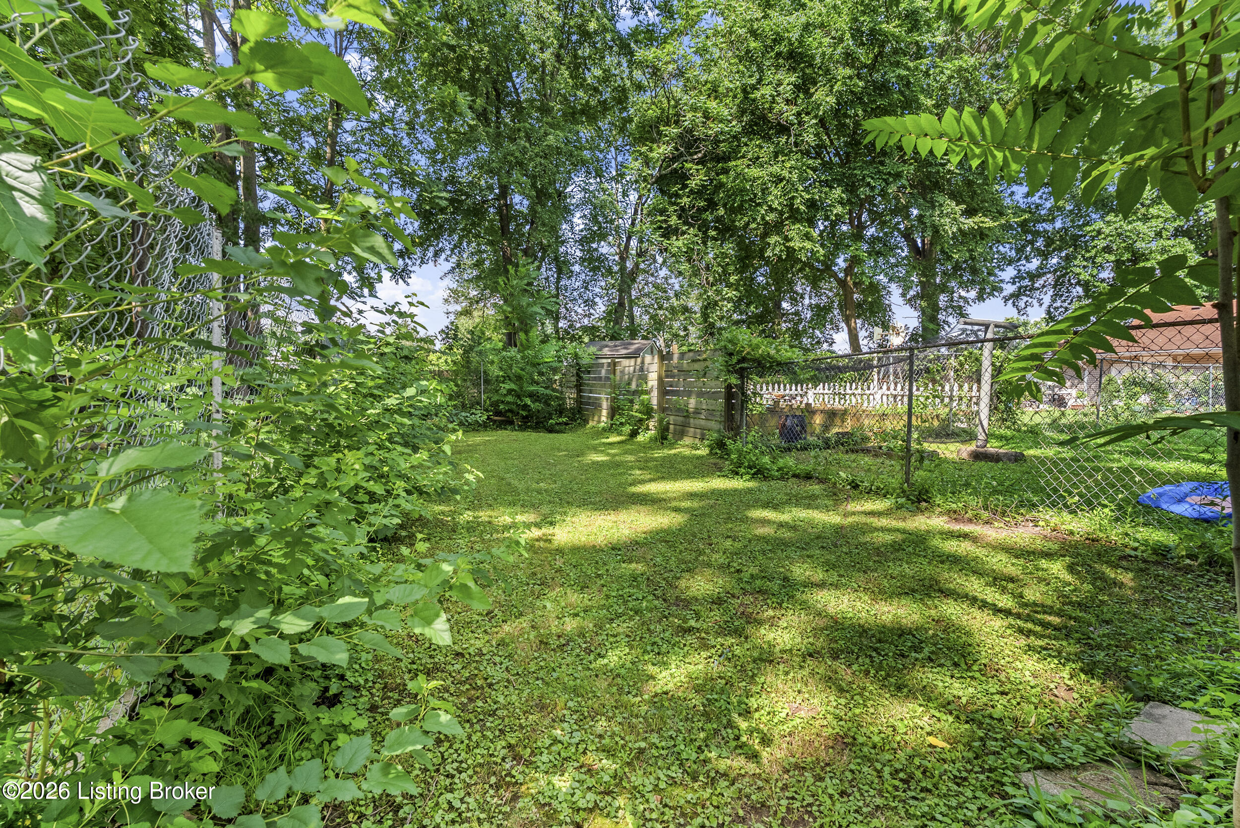 3218 Bridwell Dr Property Photo 36