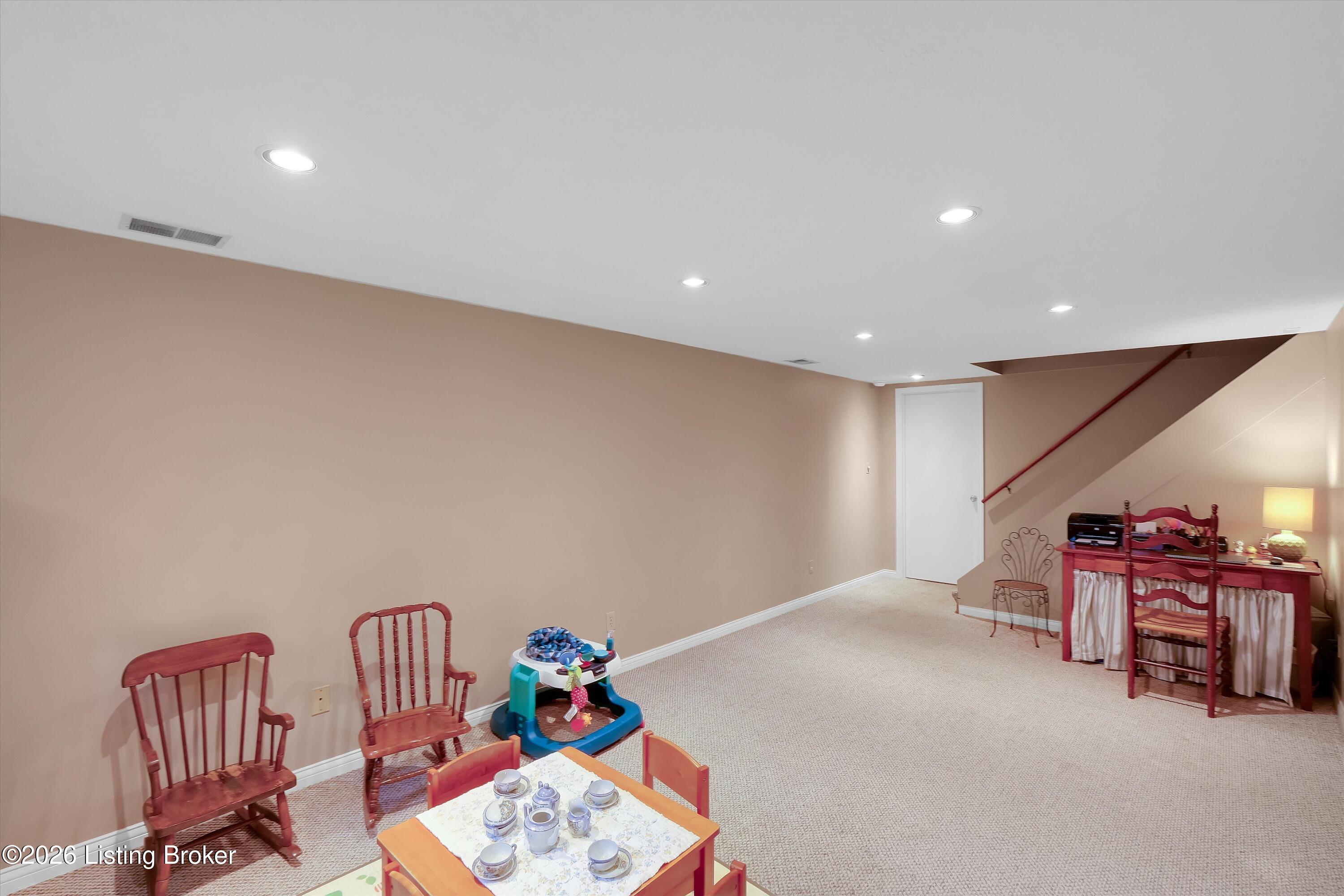 7109 Blazier Ct Property Photo 36