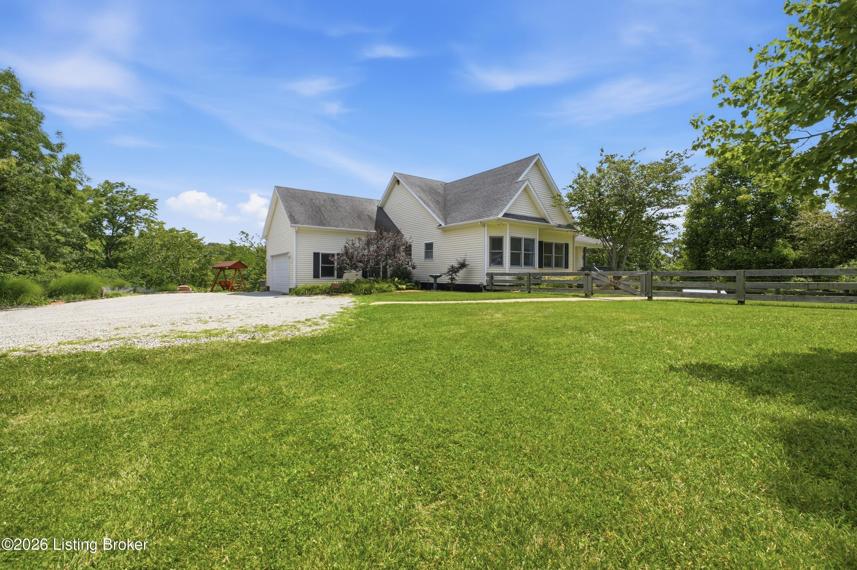 671 Button Ridge Rd Property Photo 3