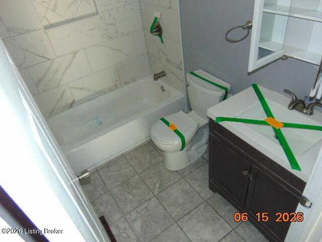 4815 Redmon Ct Property Photo 13