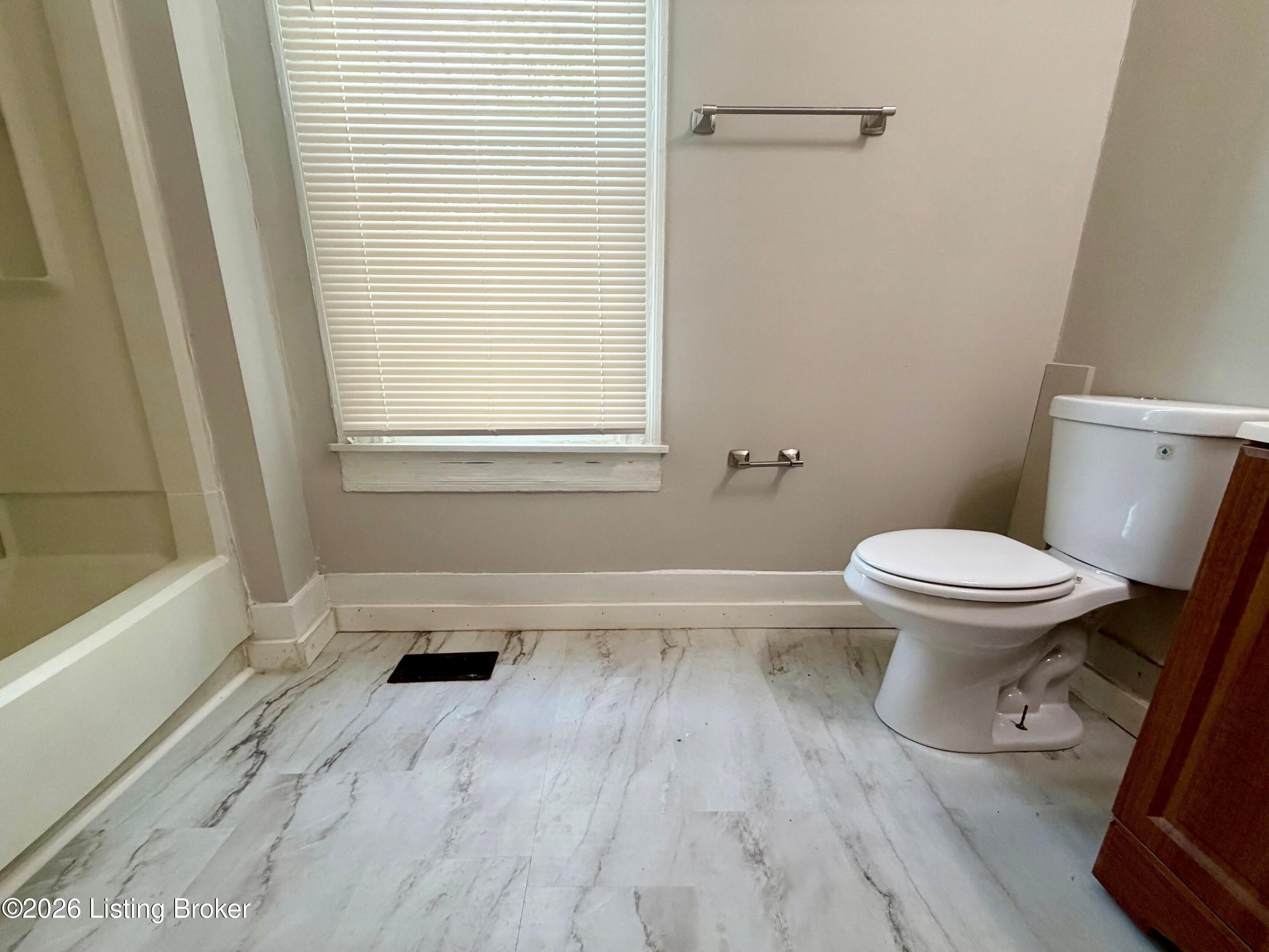 216 Pope St 1 Property Photo 5