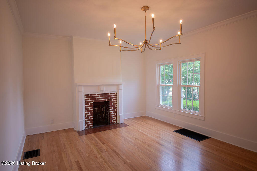 237 S Greensburg St Property Photo 5