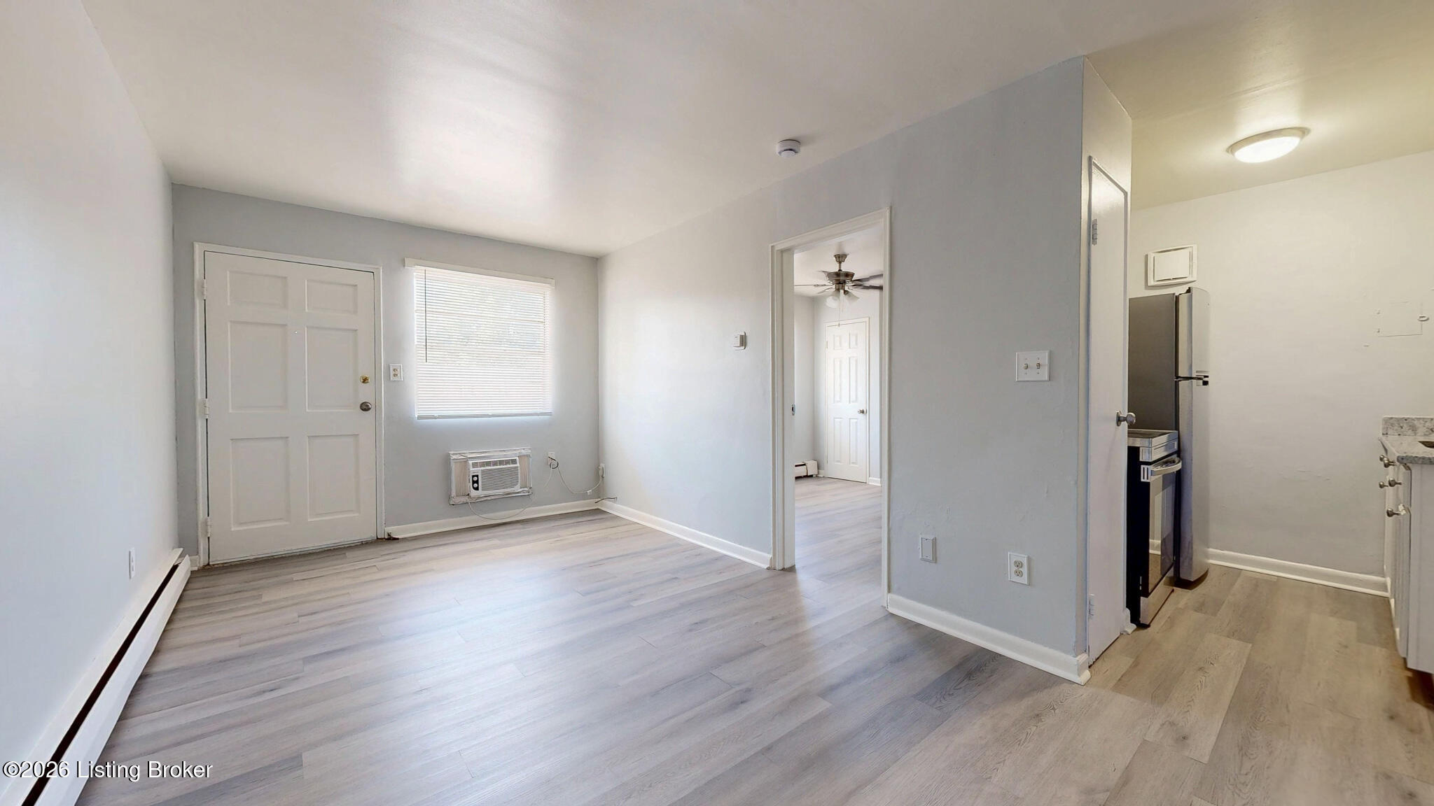 1122 Garvin Pl Property Photo 4