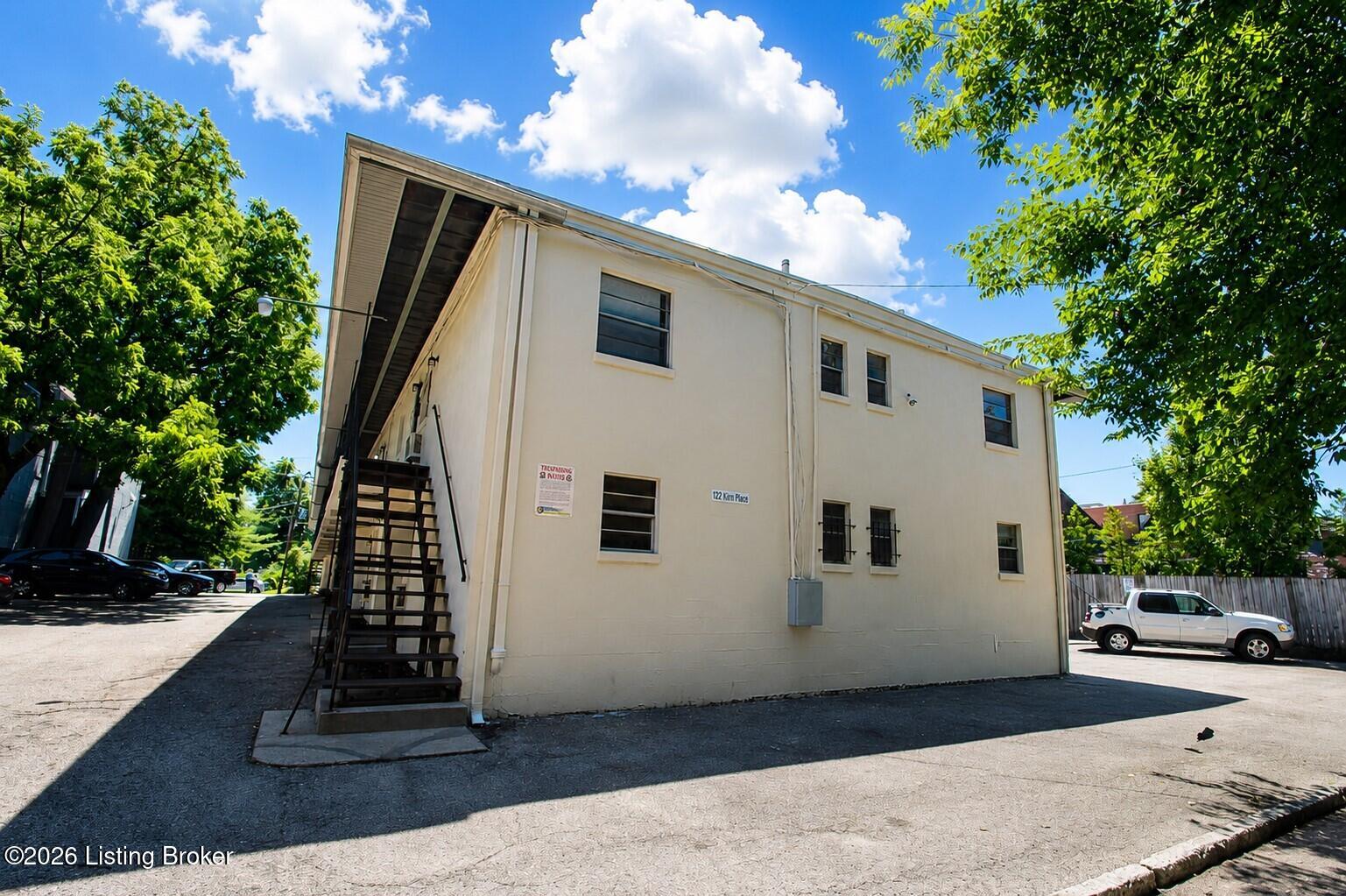 1122 Garvin Pl Property Photo 14