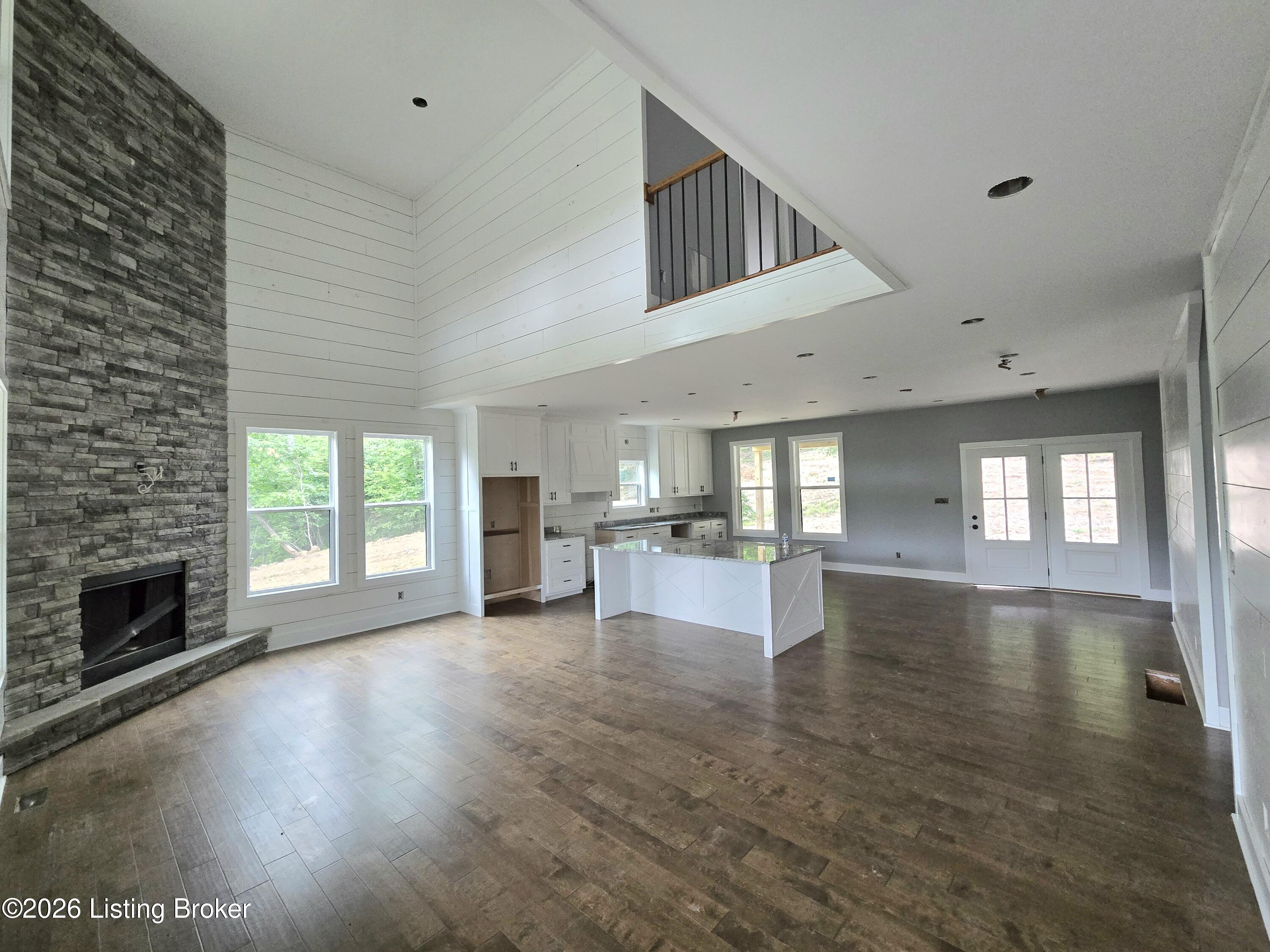 1045 Hunting Ground Rd Property Photo 7