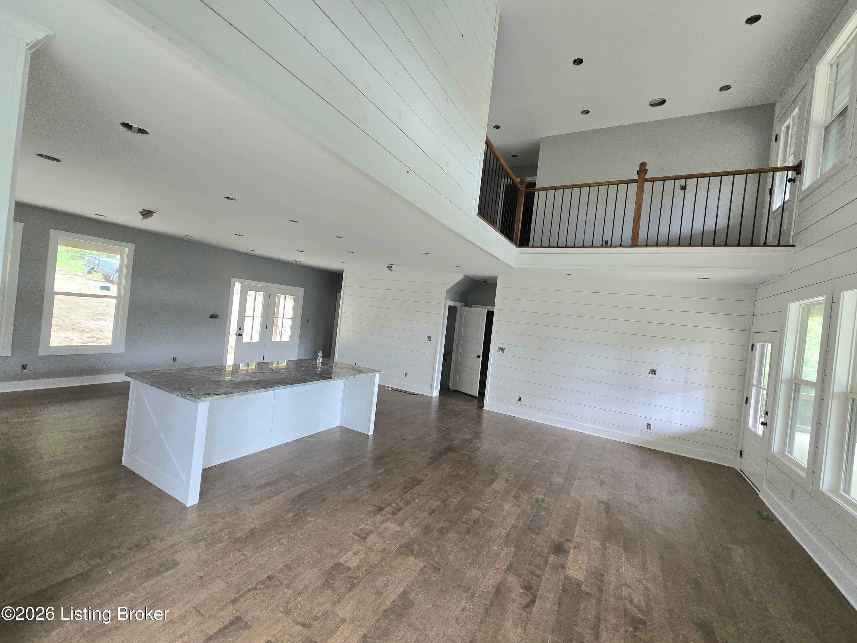 1045 Hunting Ground Rd Property Photo 8