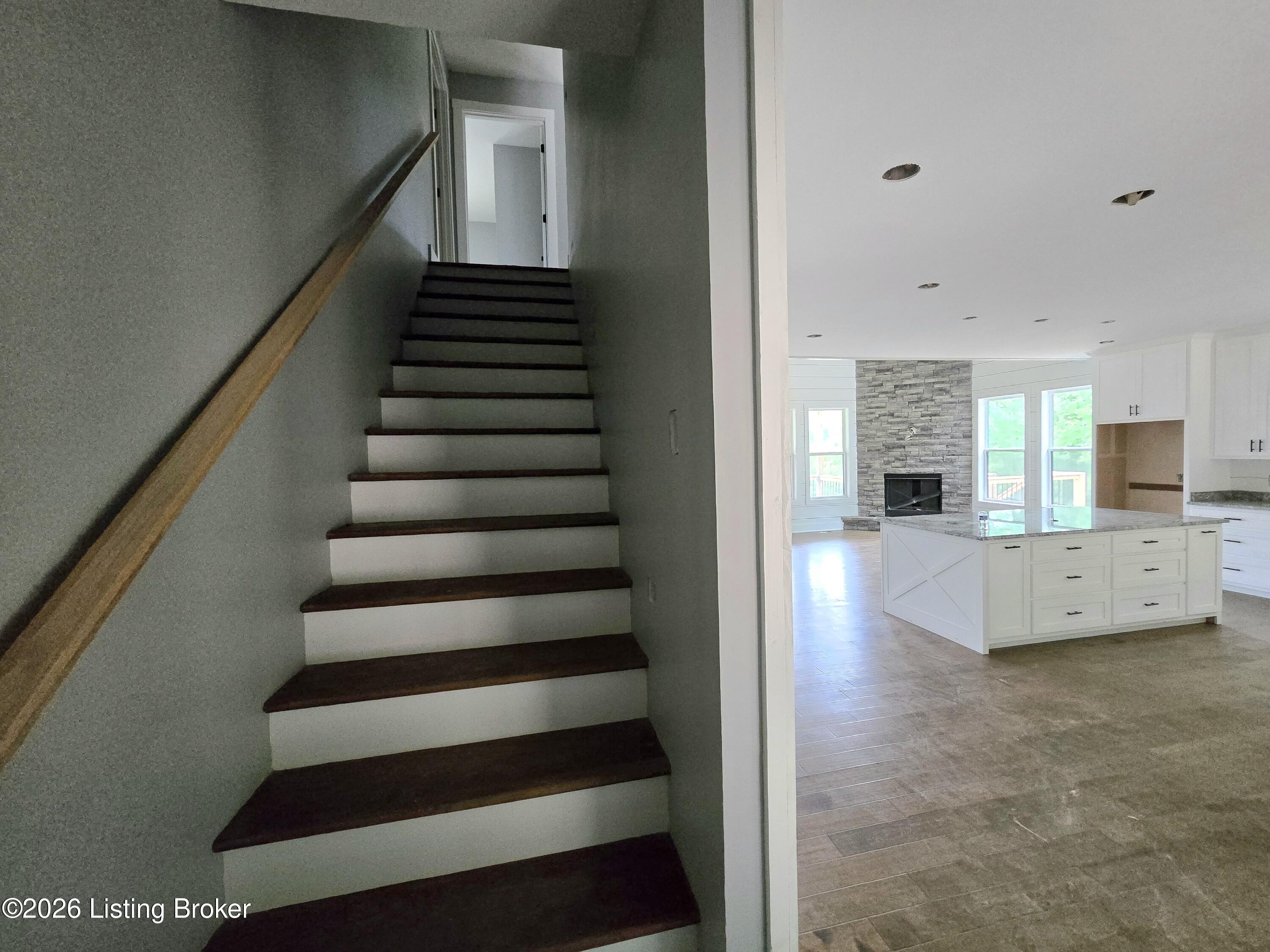 1045 Hunting Ground Rd Property Photo 16