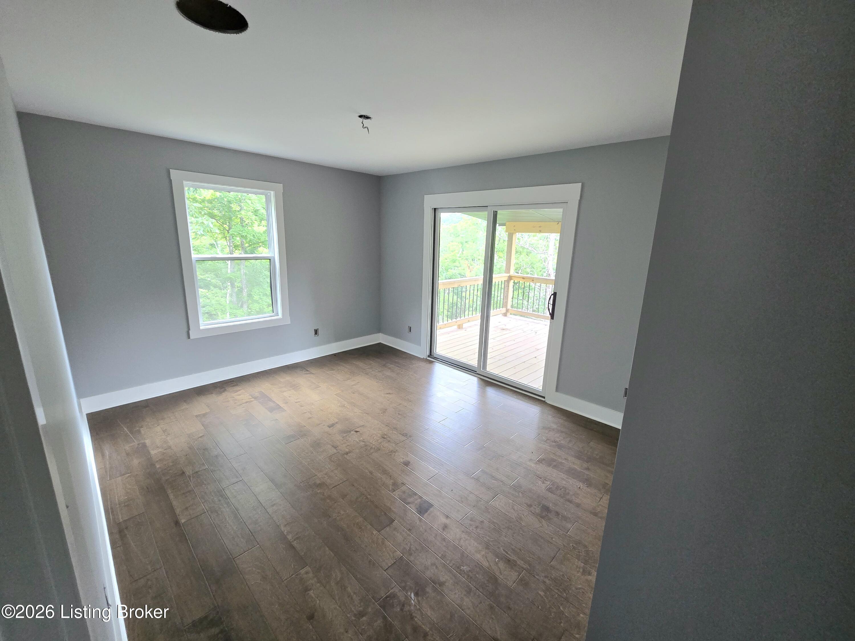 1045 Hunting Ground Rd Property Photo 18