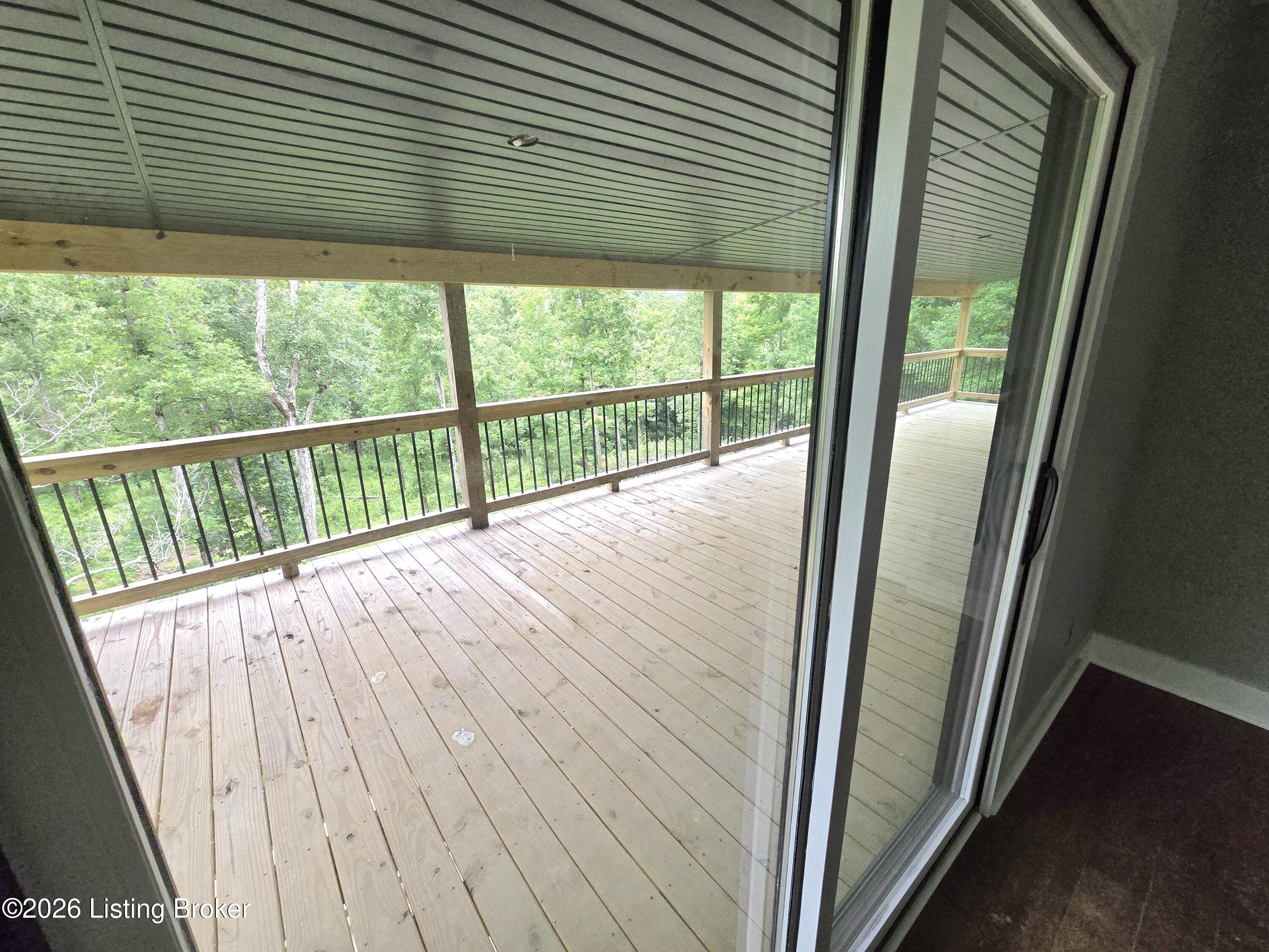 1045 Hunting Ground Rd Property Photo 19