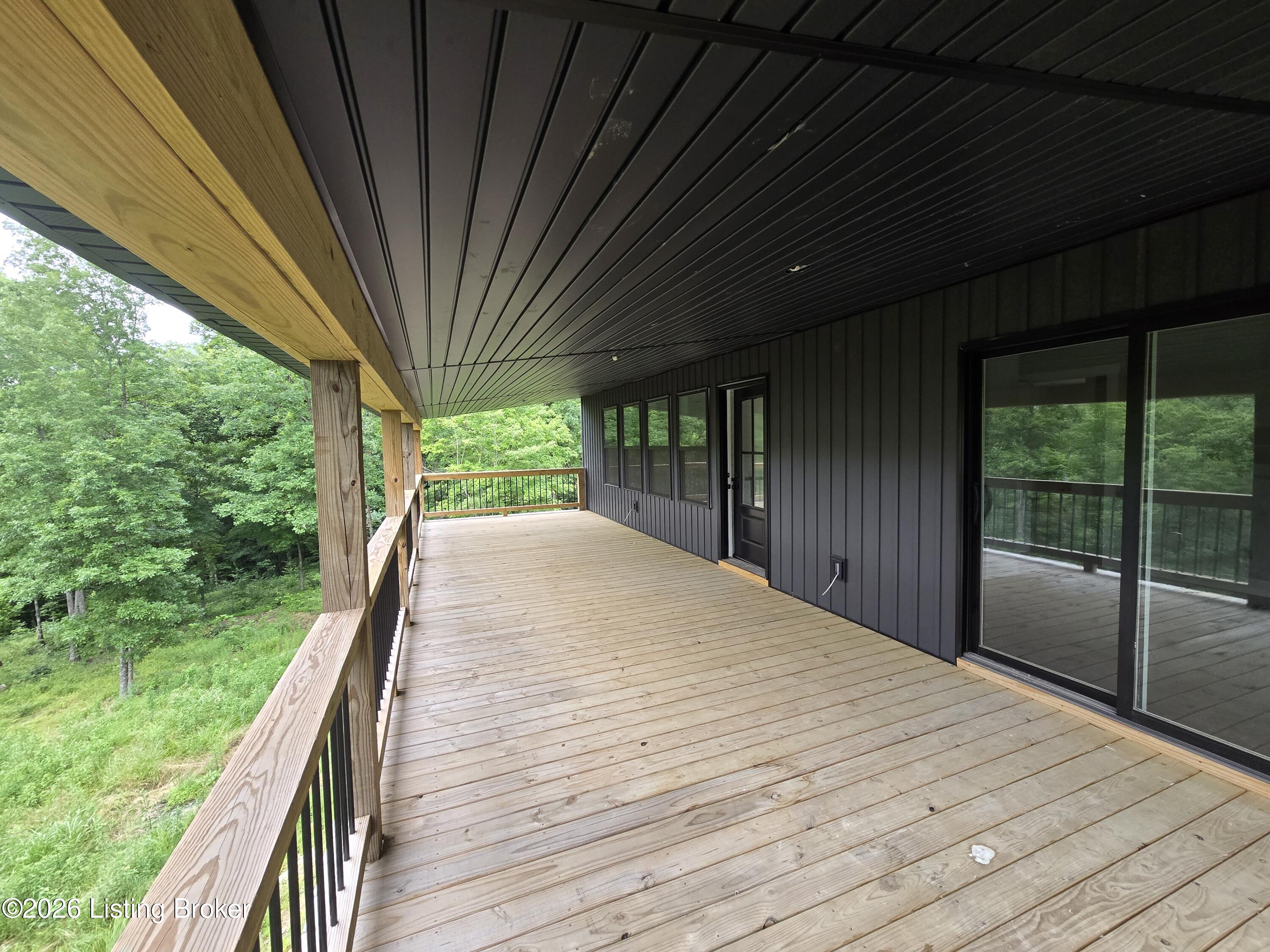 1045 Hunting Ground Rd Property Photo 28