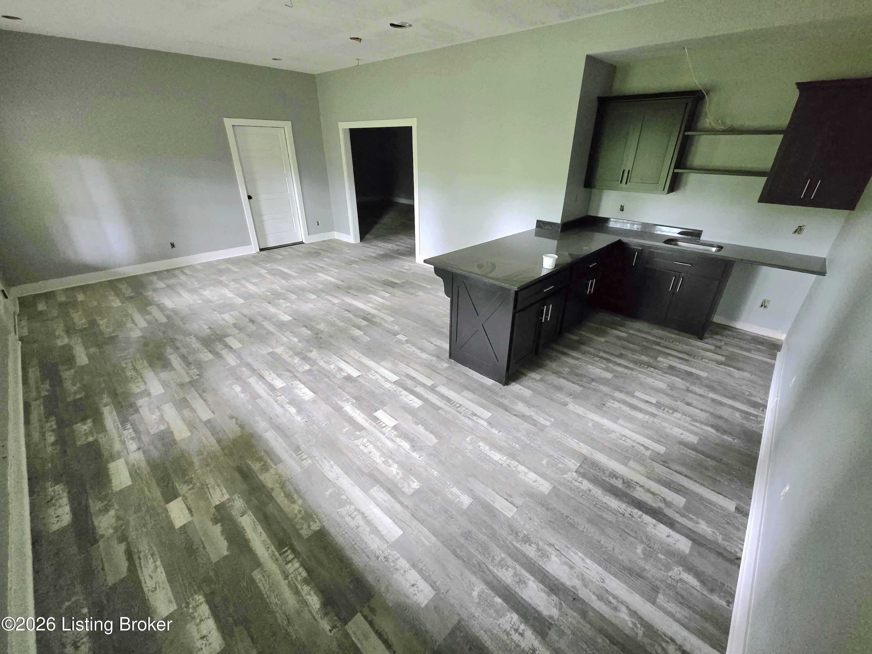1045 Hunting Ground Rd Property Photo 32