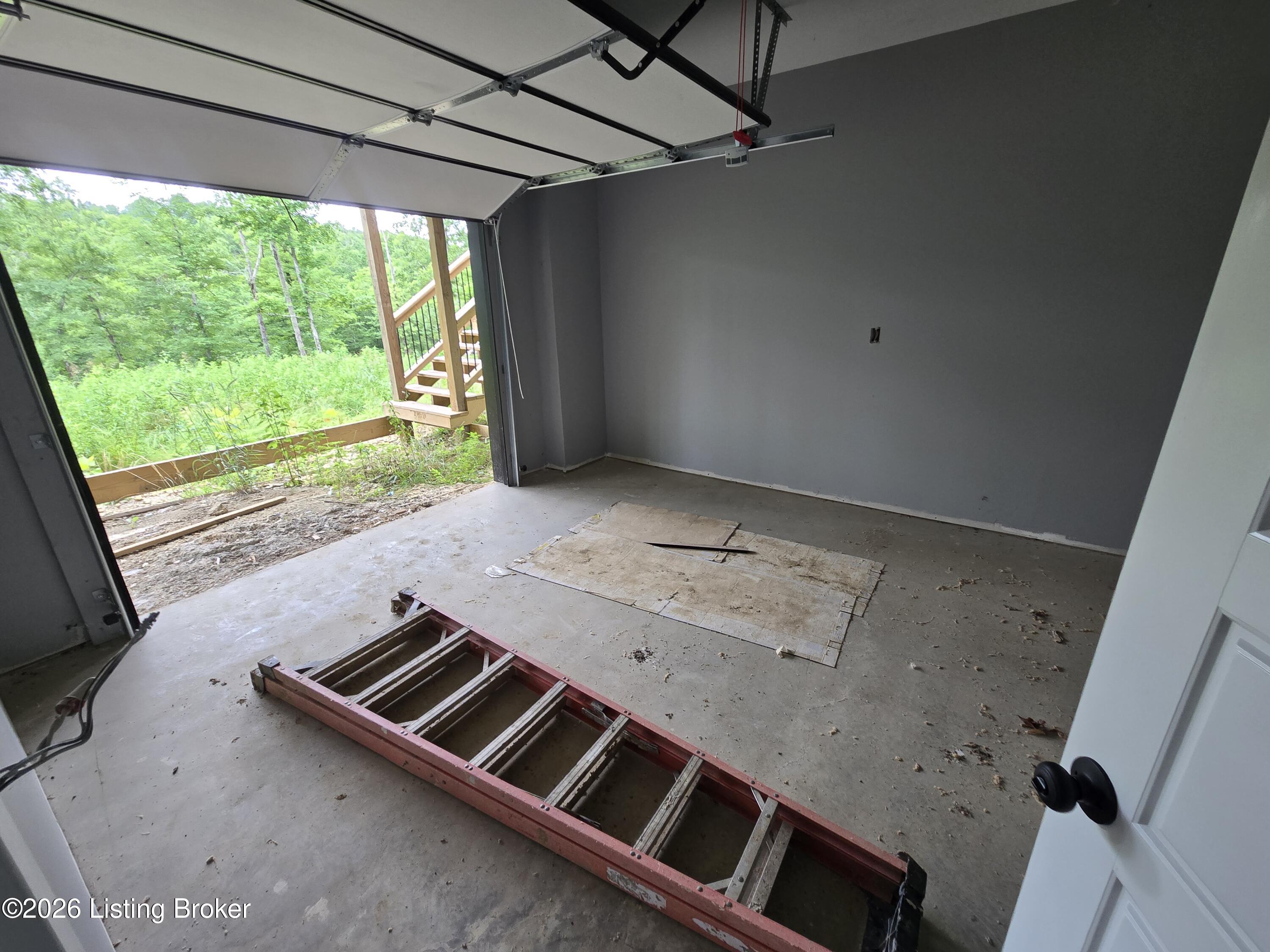 1045 Hunting Ground Rd Property Photo 33