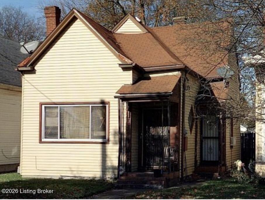 2421 W Chestnut St Property Photo 1