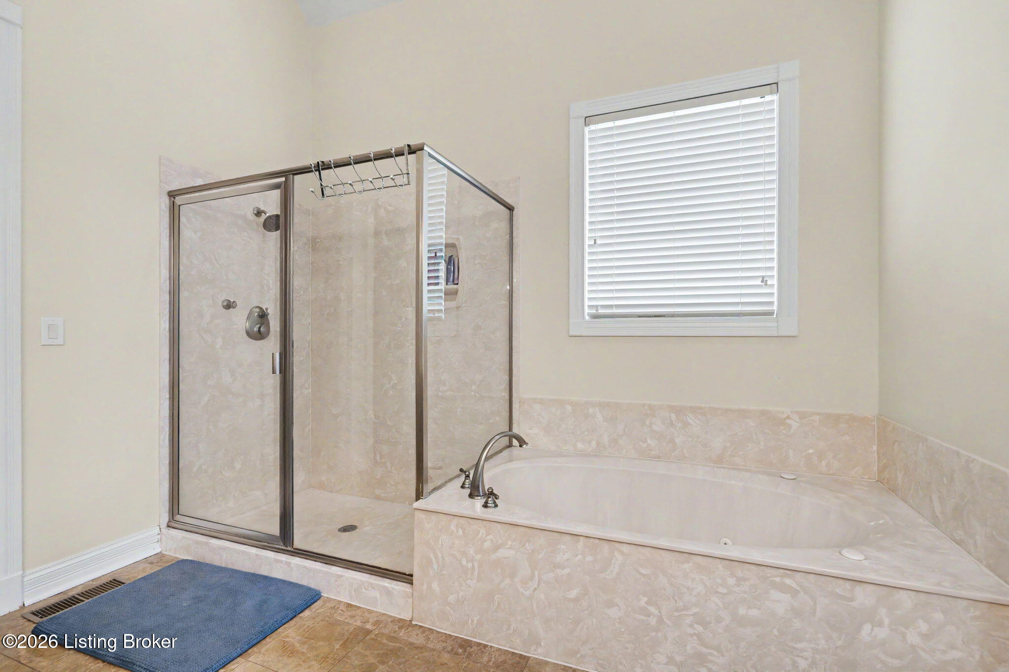 2126 Highland Springs Pl Property Photo 45