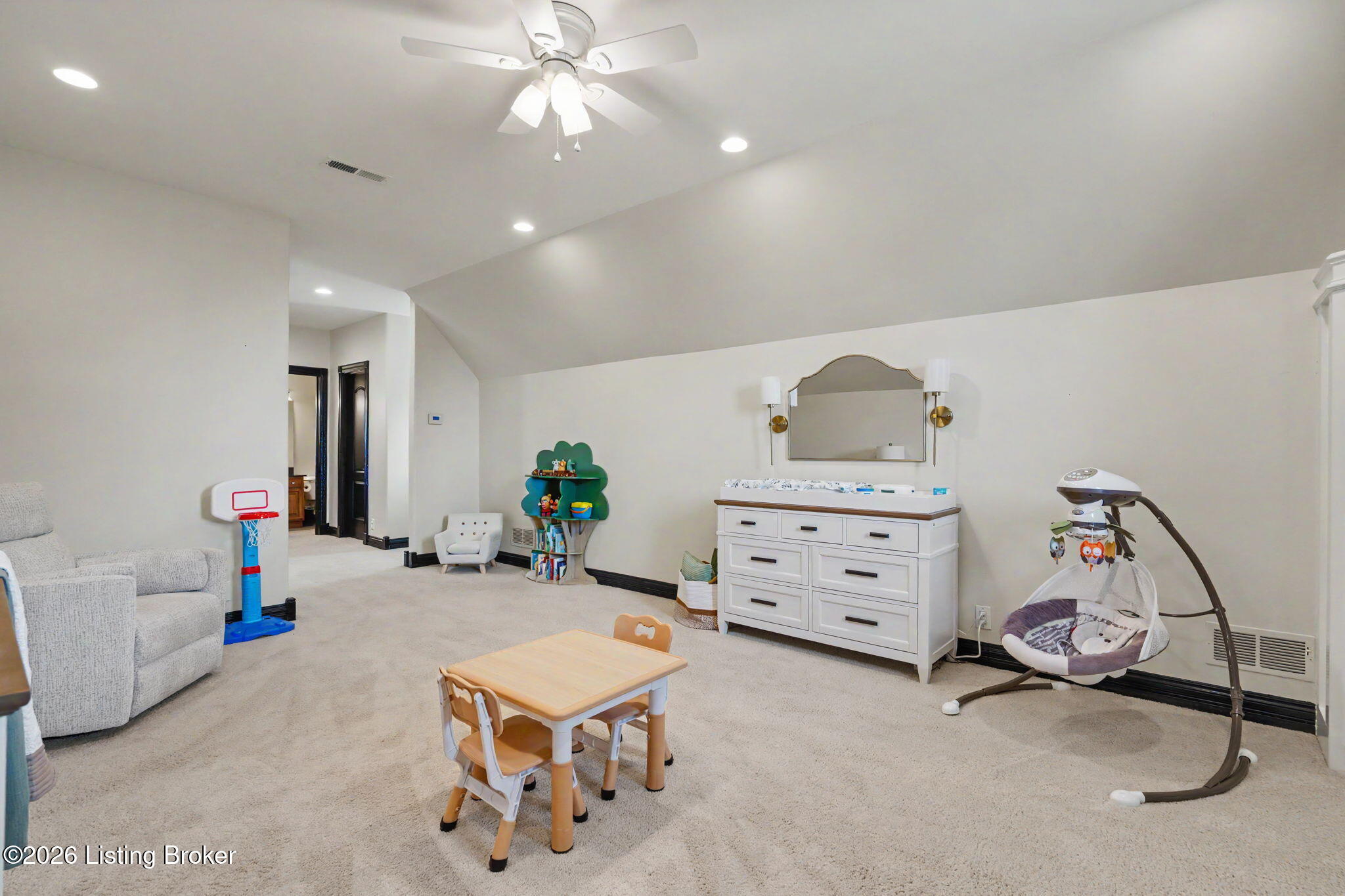 2126 Highland Springs Pl Property Photo 82