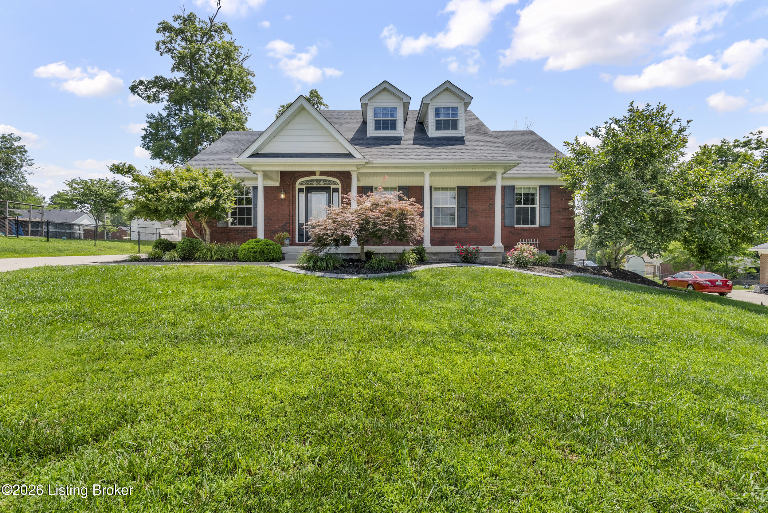 111 Nashville Dr Property Photo 1